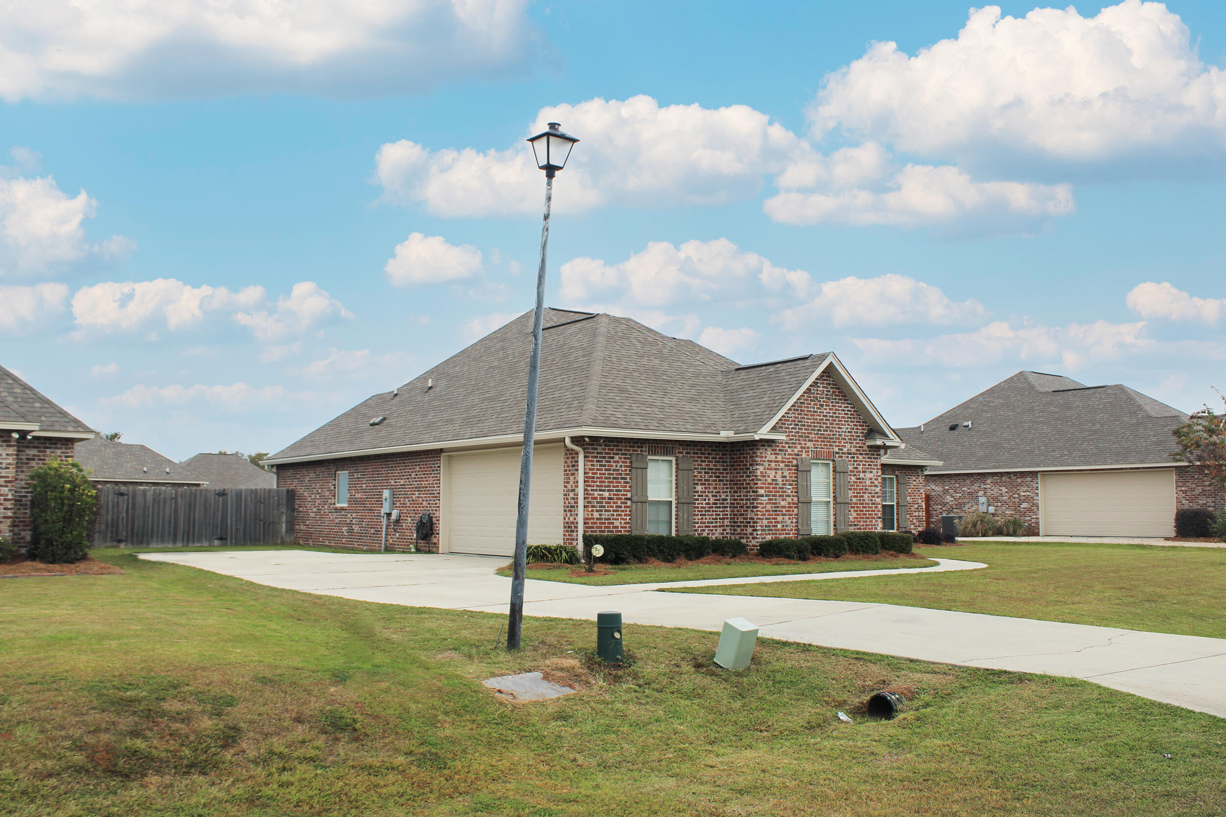 91 Sunline Dr Petal, MS 39465