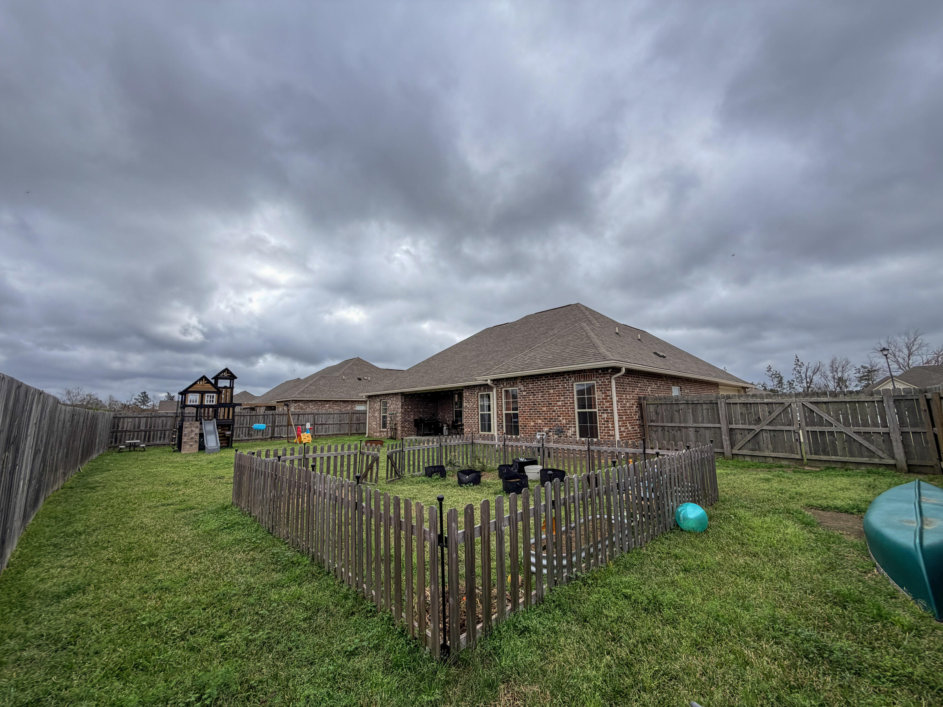 91 Sunline Dr Petal, MS 39465