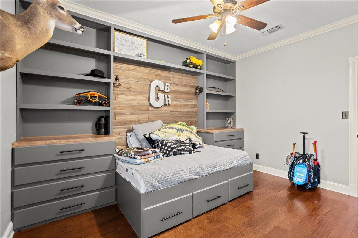 510 Longleaf Dr Petal, MS 39465