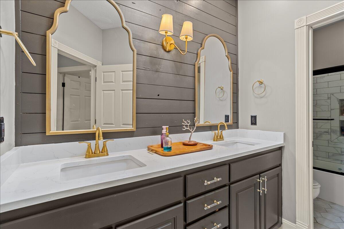 510 Longleaf Dr Petal, MS 39465