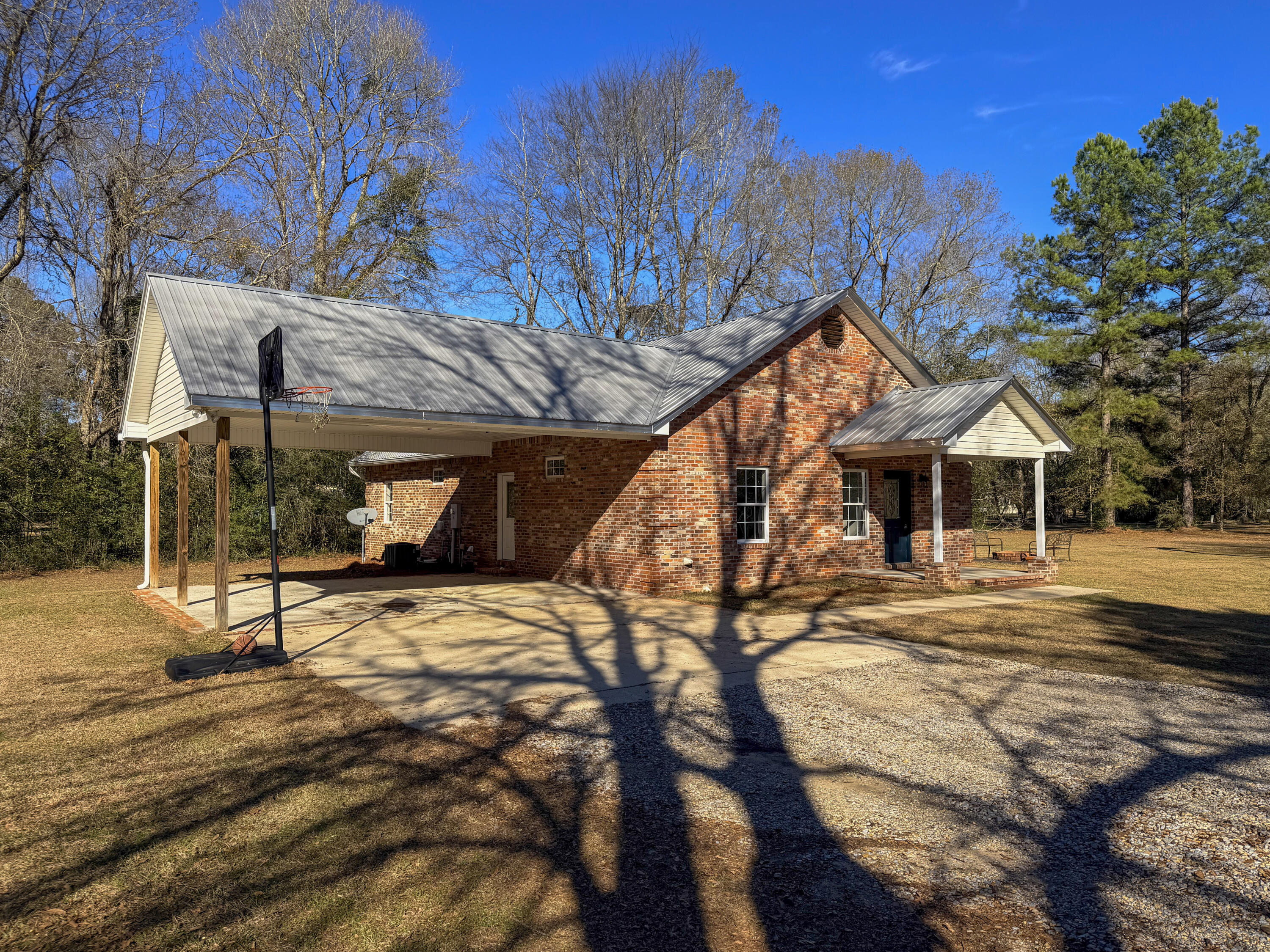 151 Baker St Petal, MS 39465