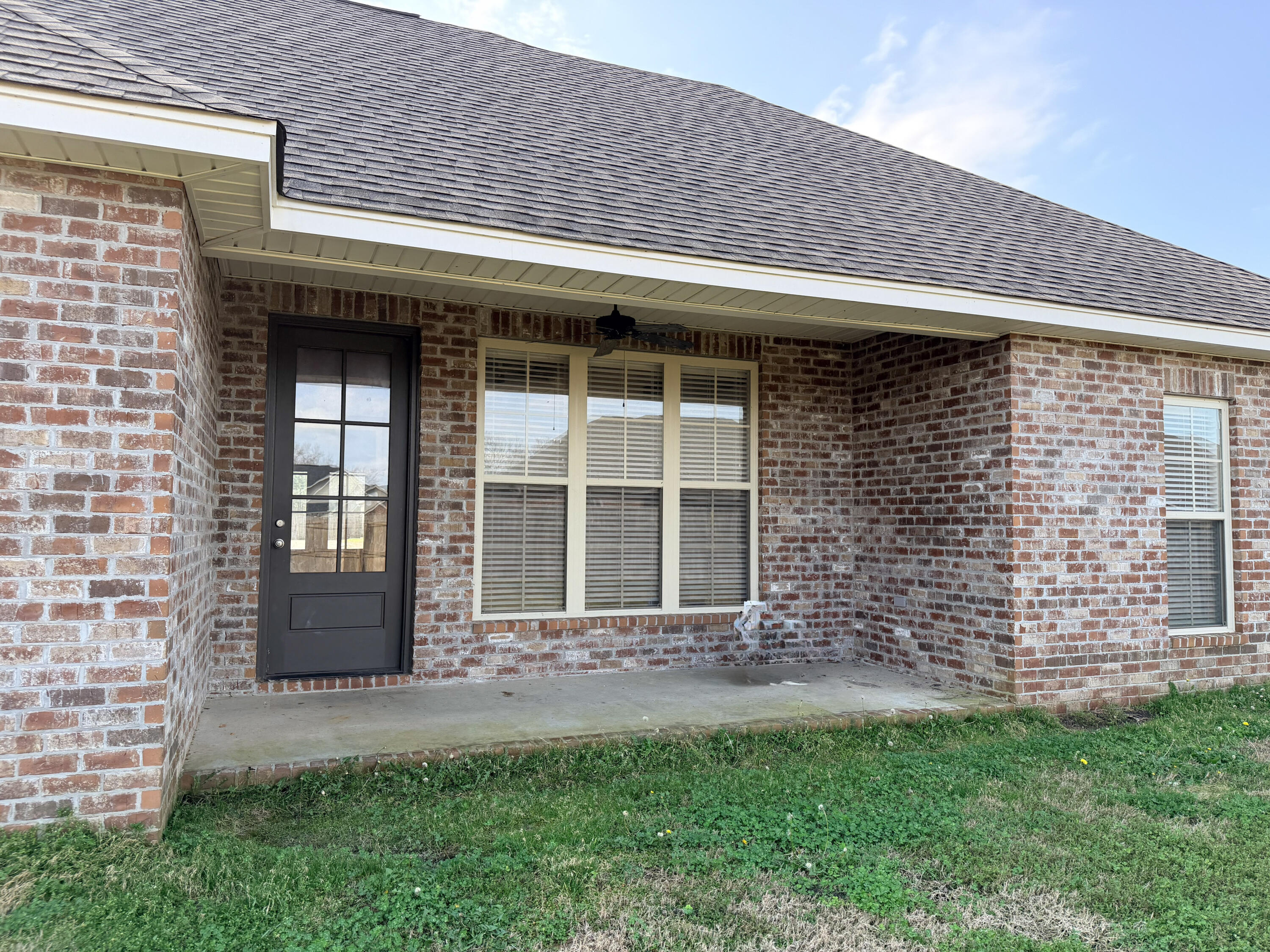69 Sunline Dr Petal, MS 39465