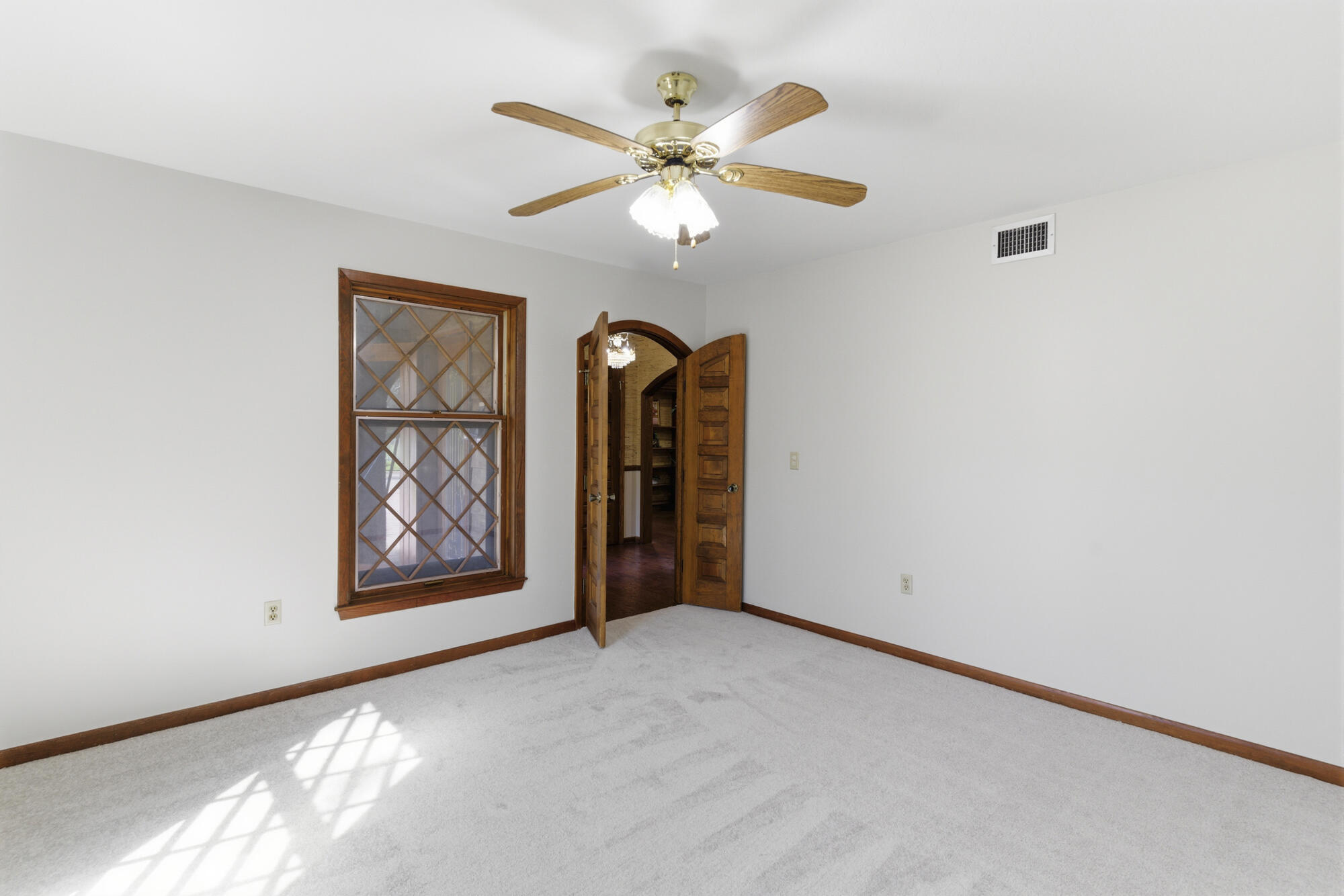 200 Greenwood Pl Hattiesburg, MS 39402