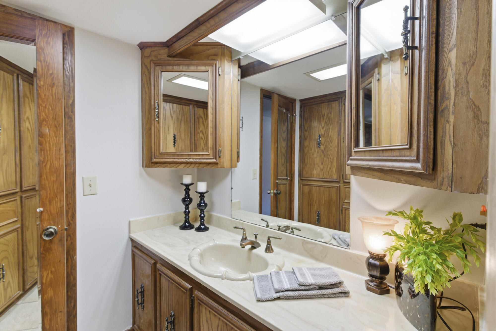 200 Greenwood Pl Hattiesburg, MS 39402