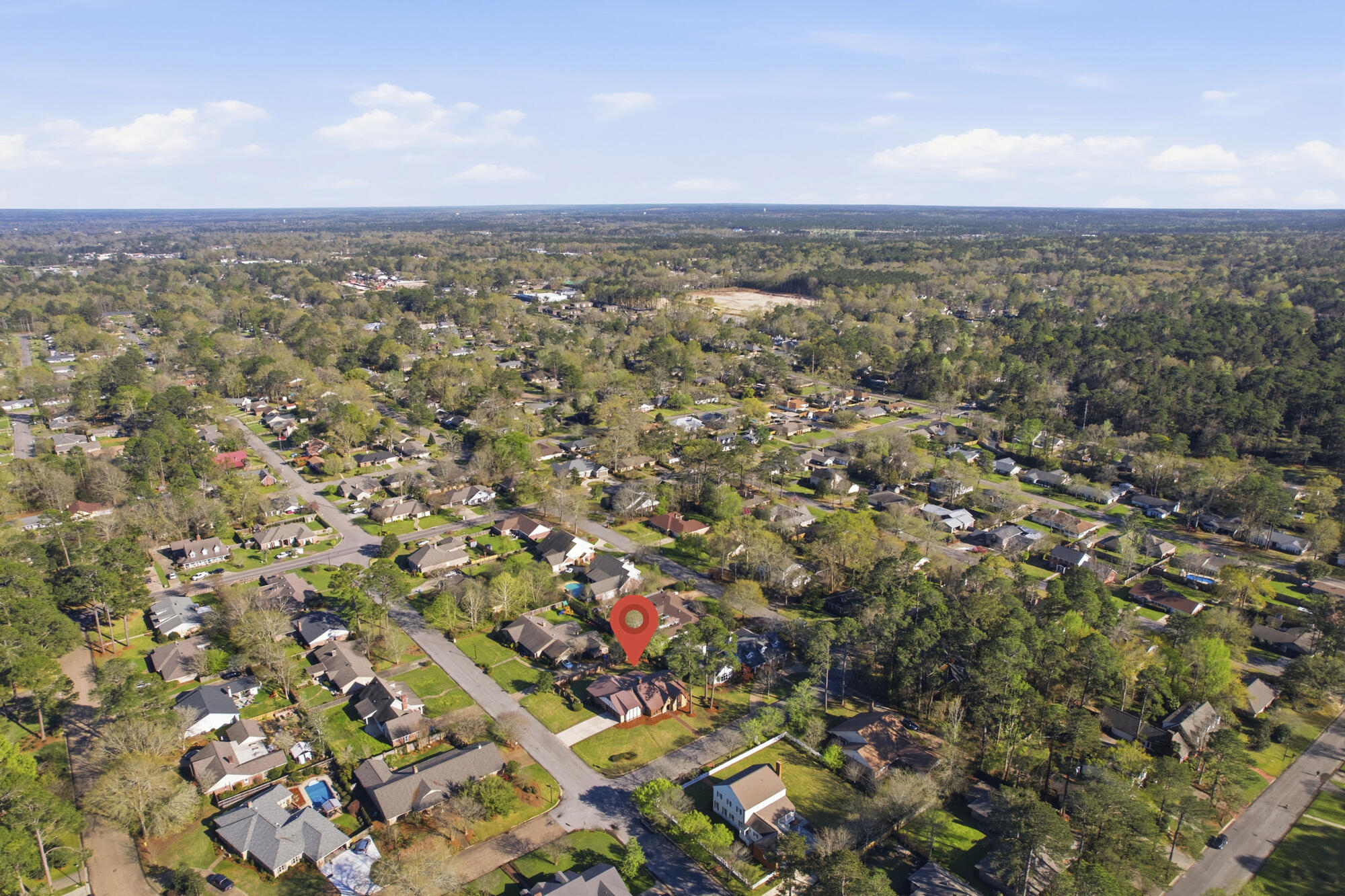 200 Greenwood Pl Hattiesburg, MS 39402