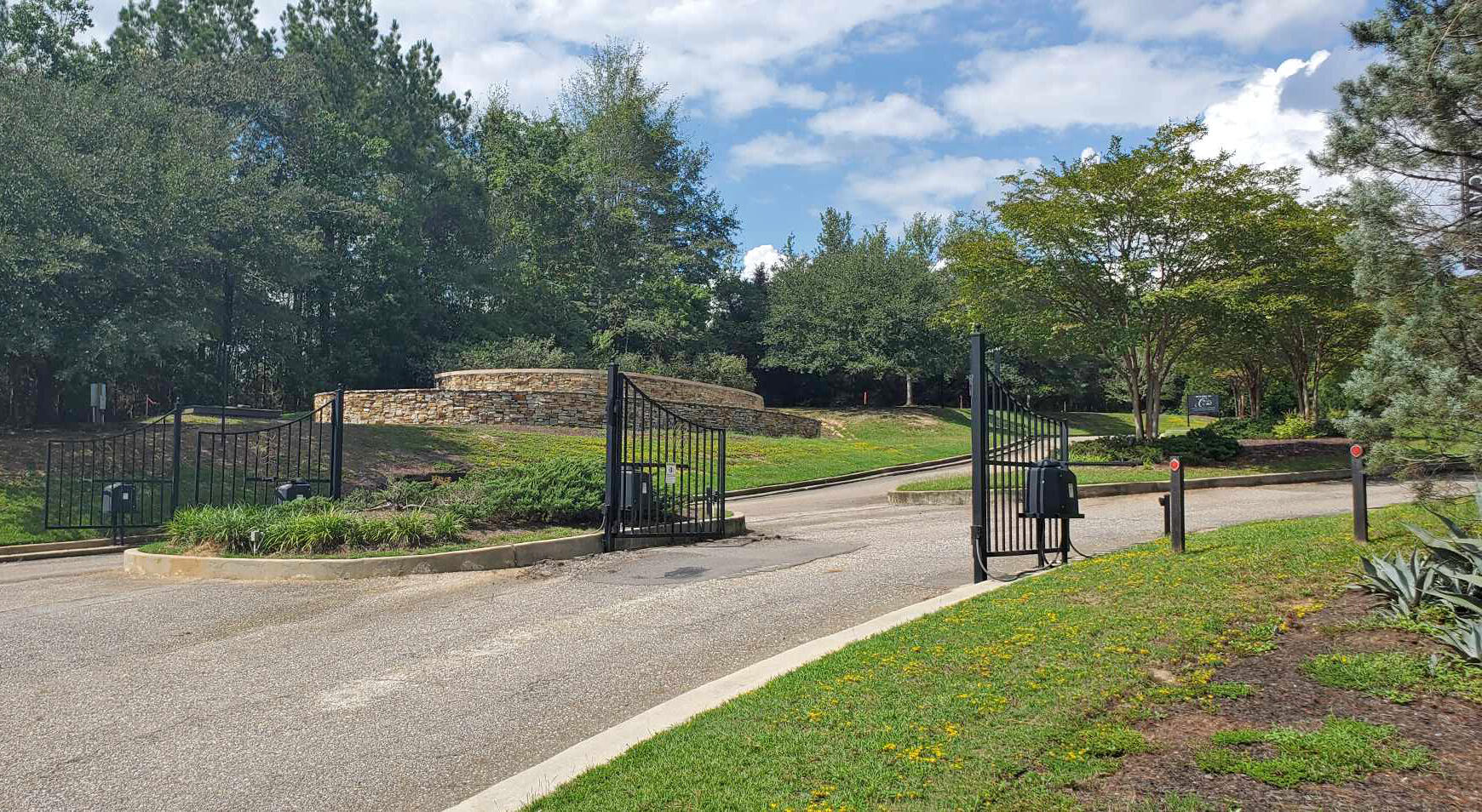 00 Brookhollow Blvd Hattiesburg, MS 39402