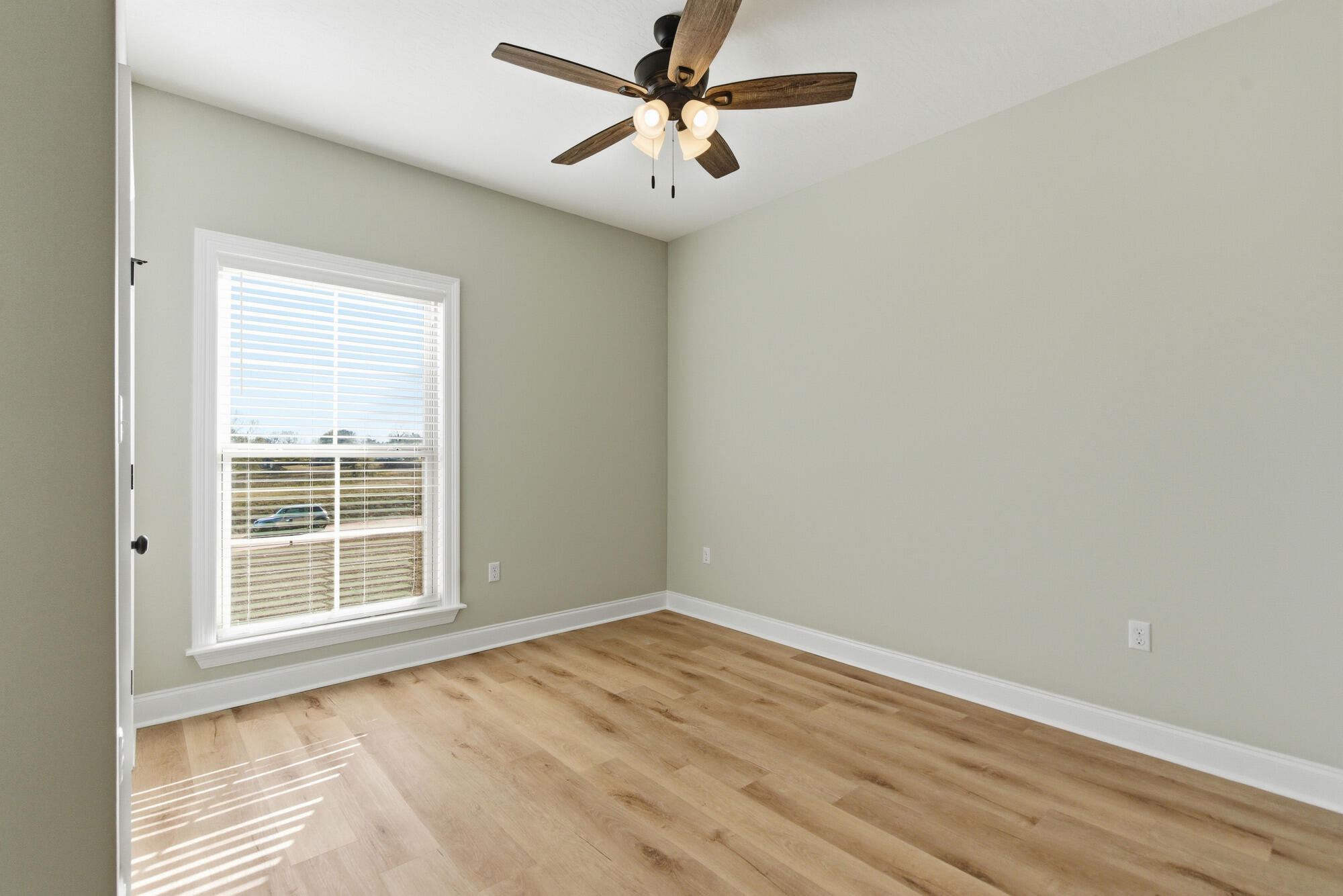 76 Meadow Breeze Rd Sumrall, MS 39482