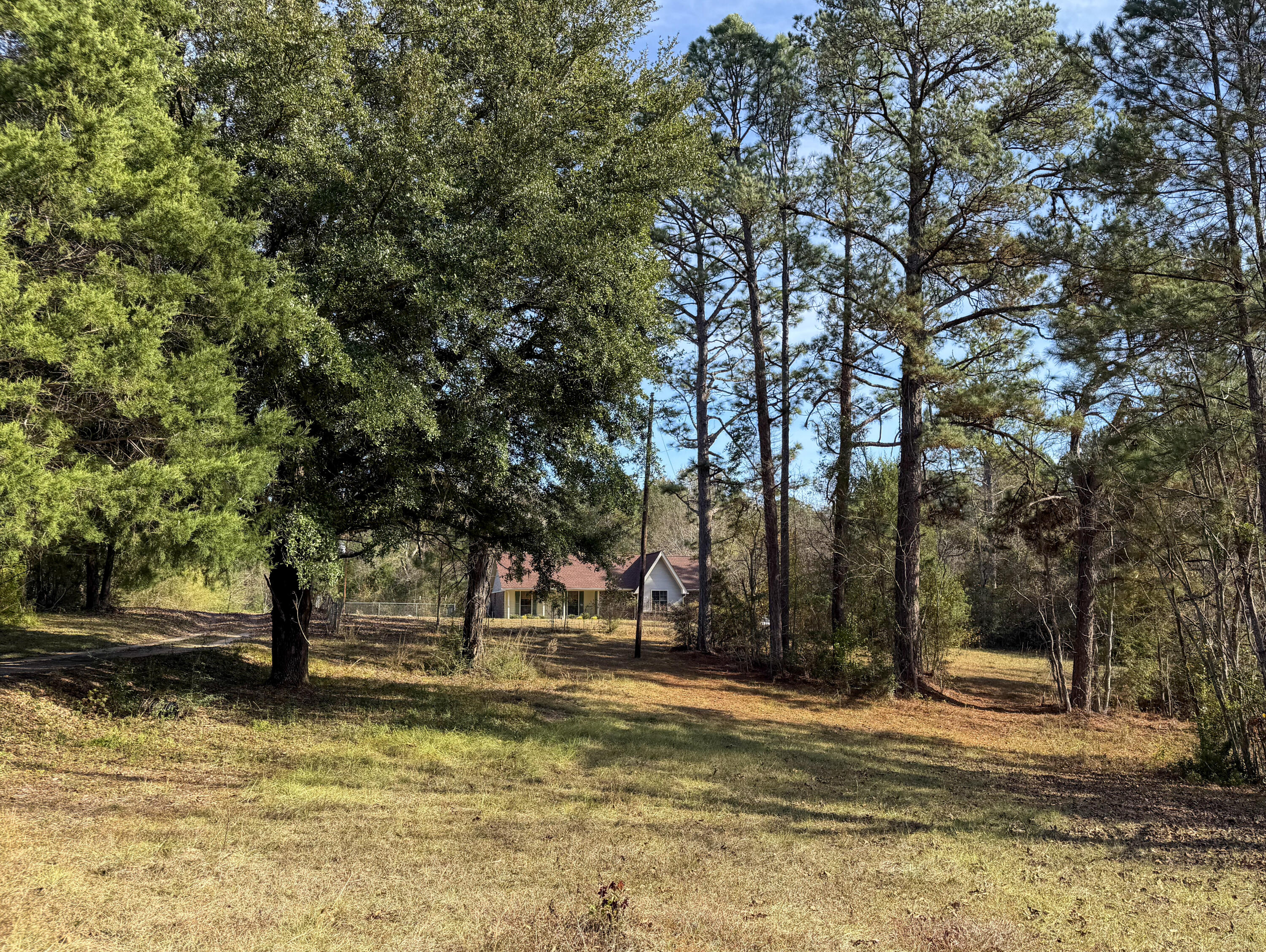 29 Country Dr Petal, MS 39465