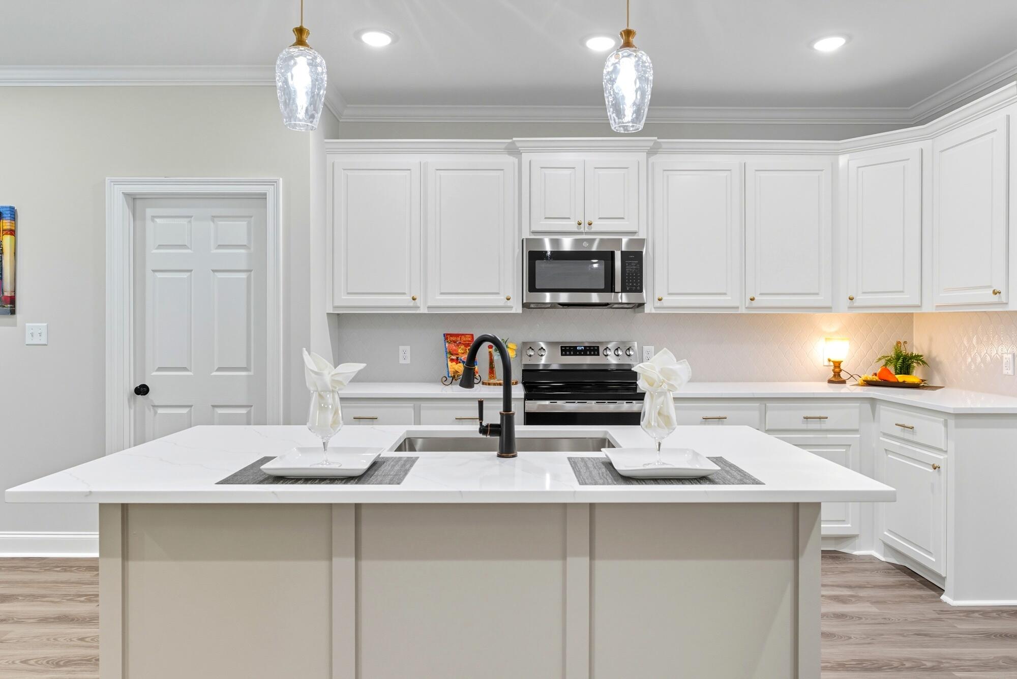 912 MS-44th Sumrall, MS 39482