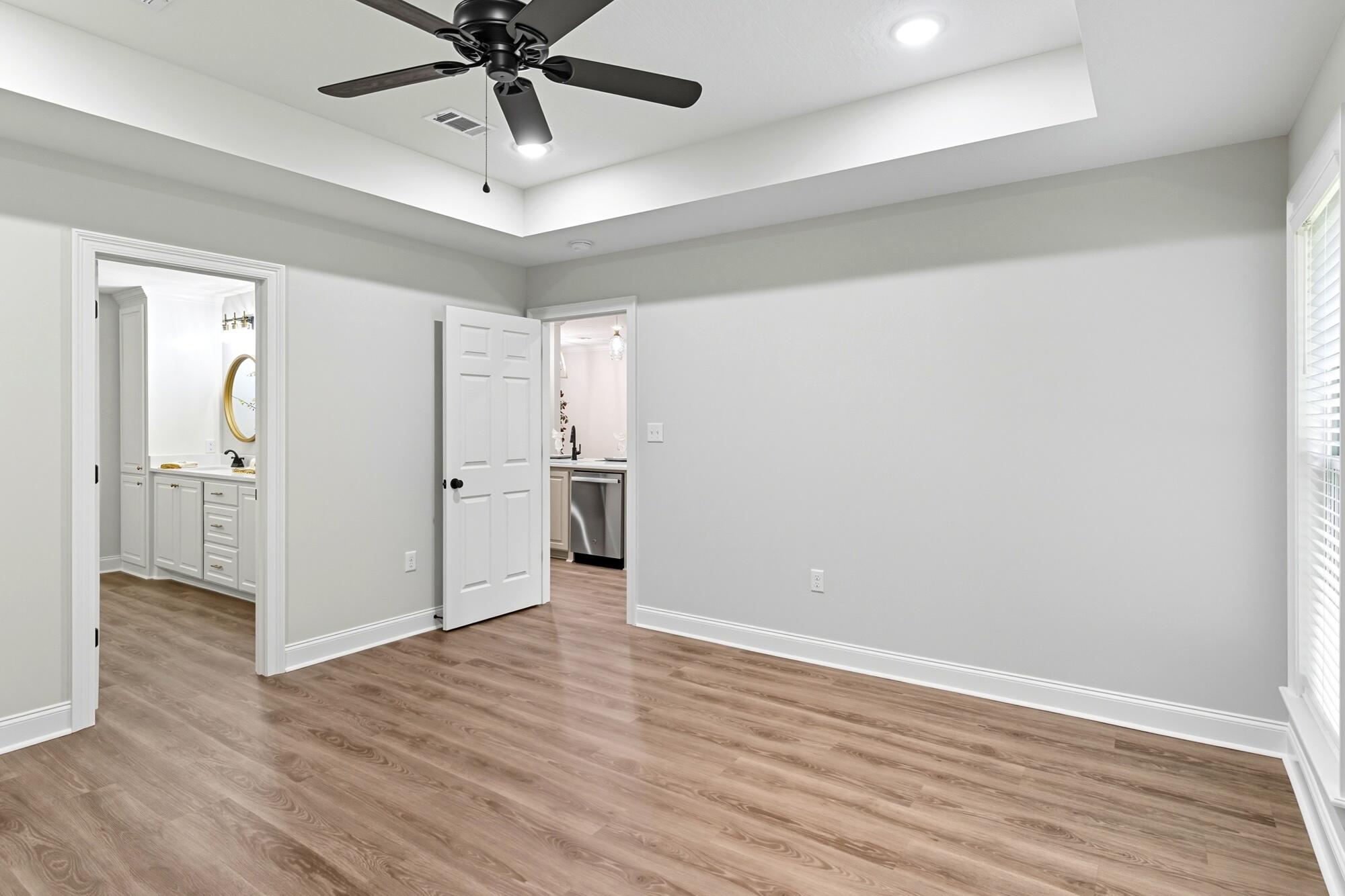 912 MS-44th Sumrall, MS 39482