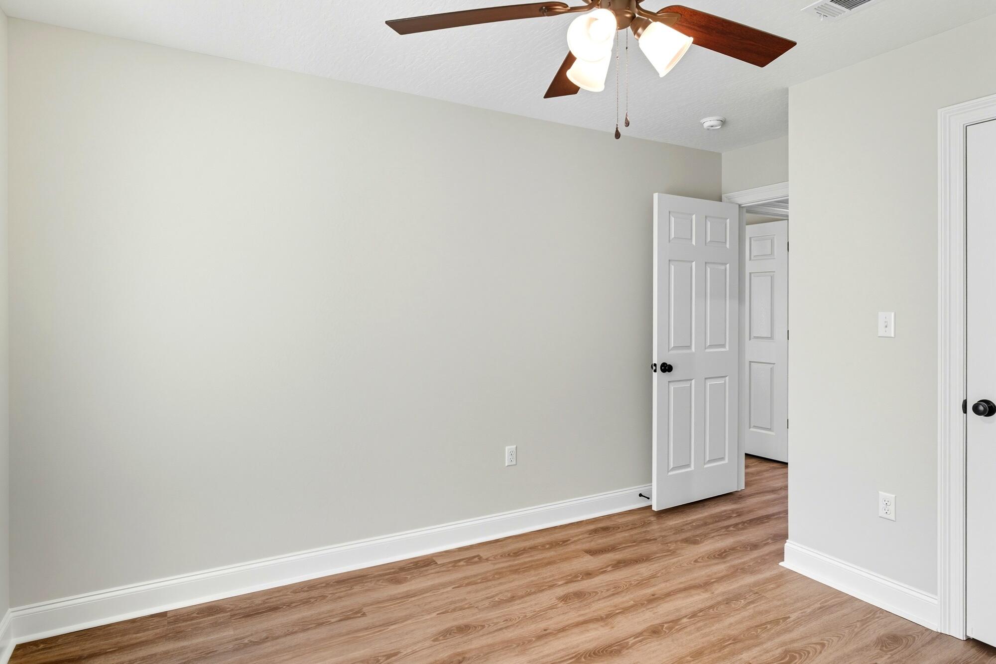 912 MS-44th Sumrall, MS 39482