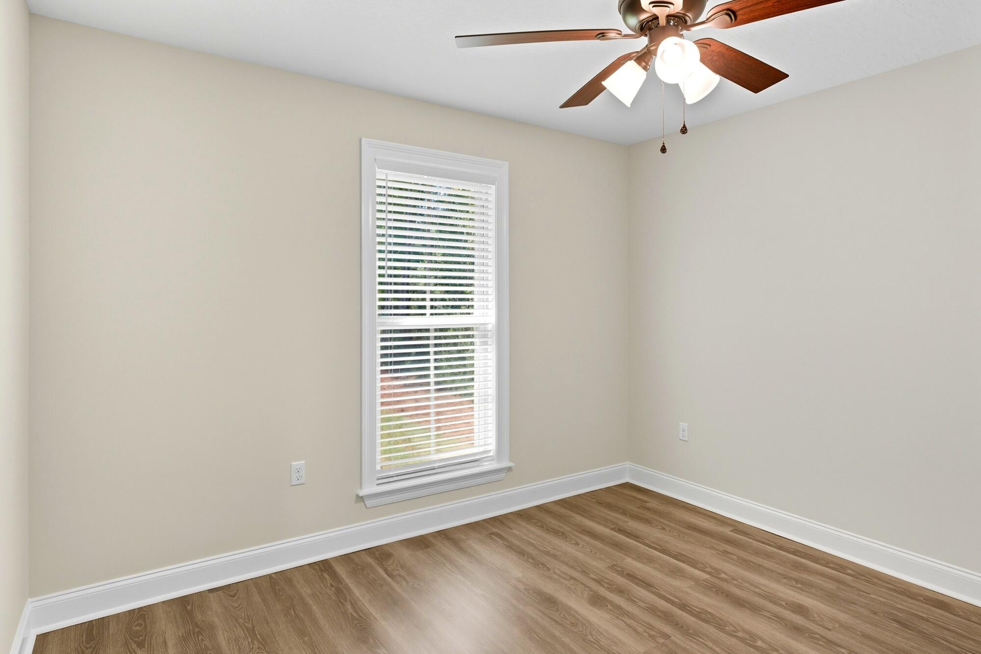 912 MS-44th Sumrall, MS 39482