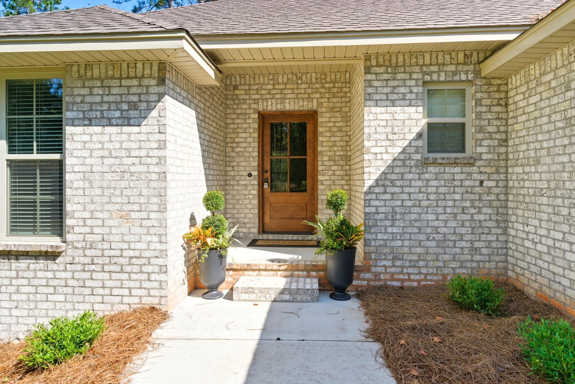 912 MS-44th Sumrall, MS 39482