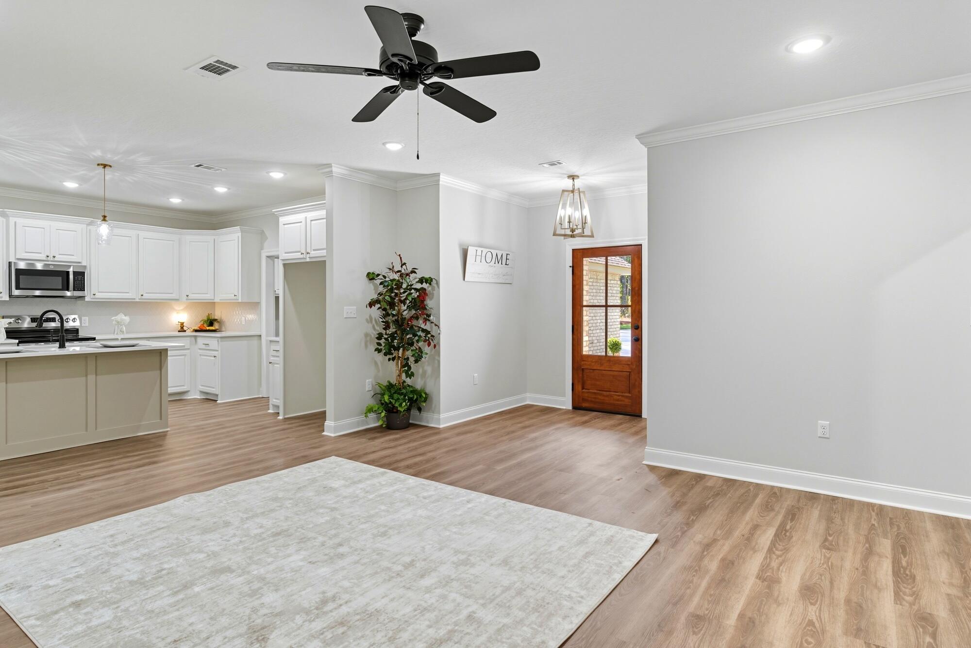 912 MS-44th Sumrall, MS 39482