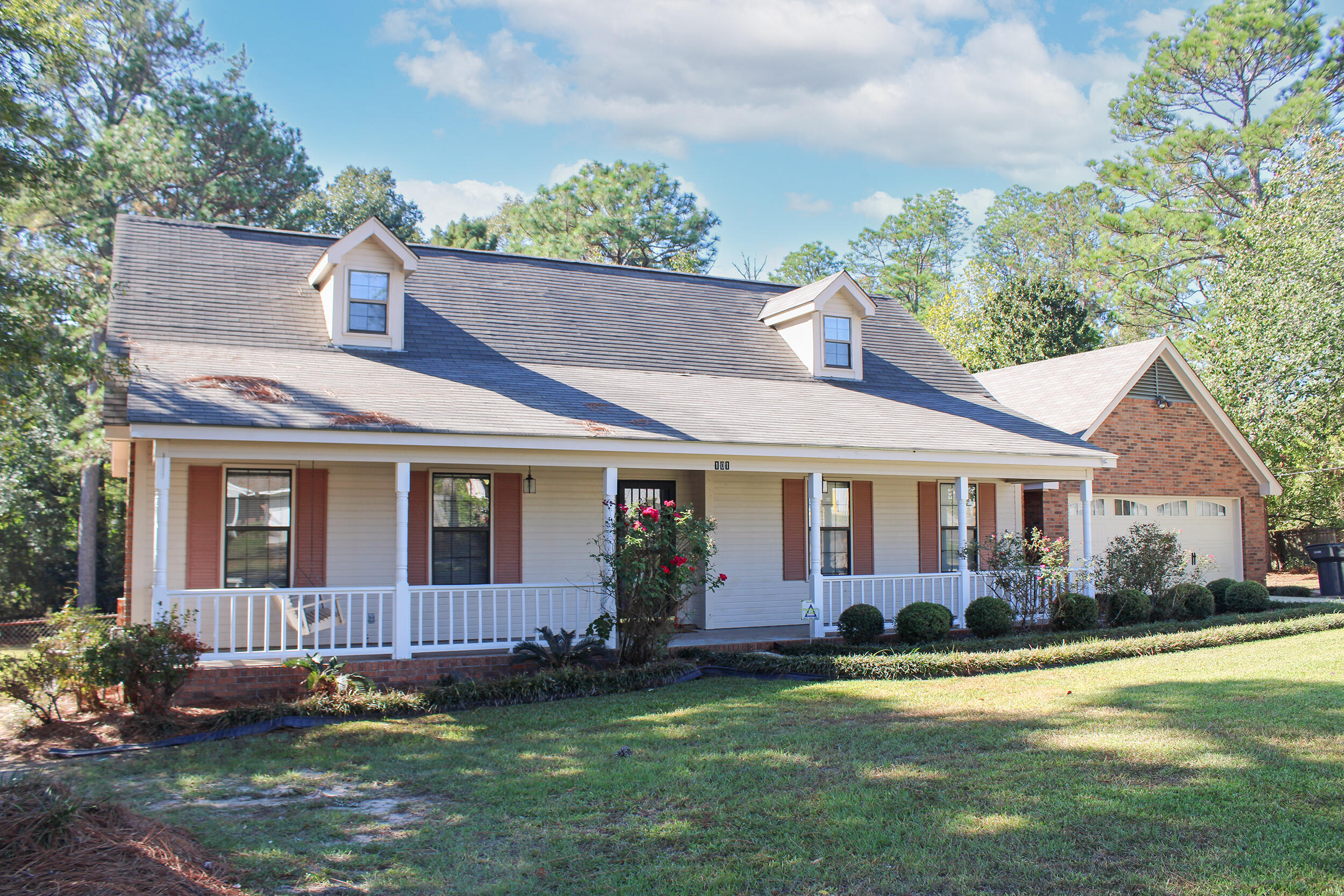 101 Beechwood Dr Hattiesburg, MS 39402