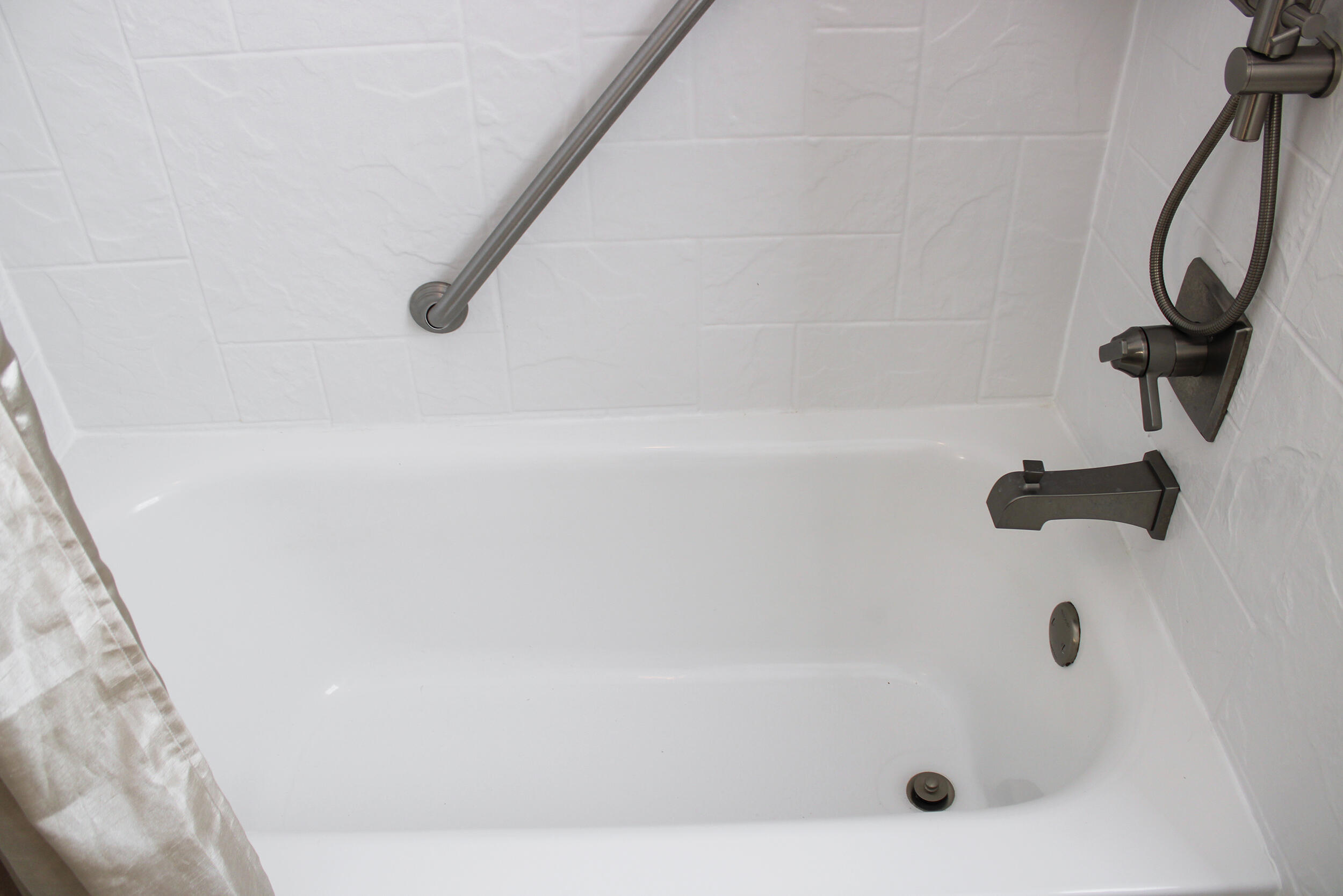 101 Beechwood Dr Hattiesburg, MS 39402