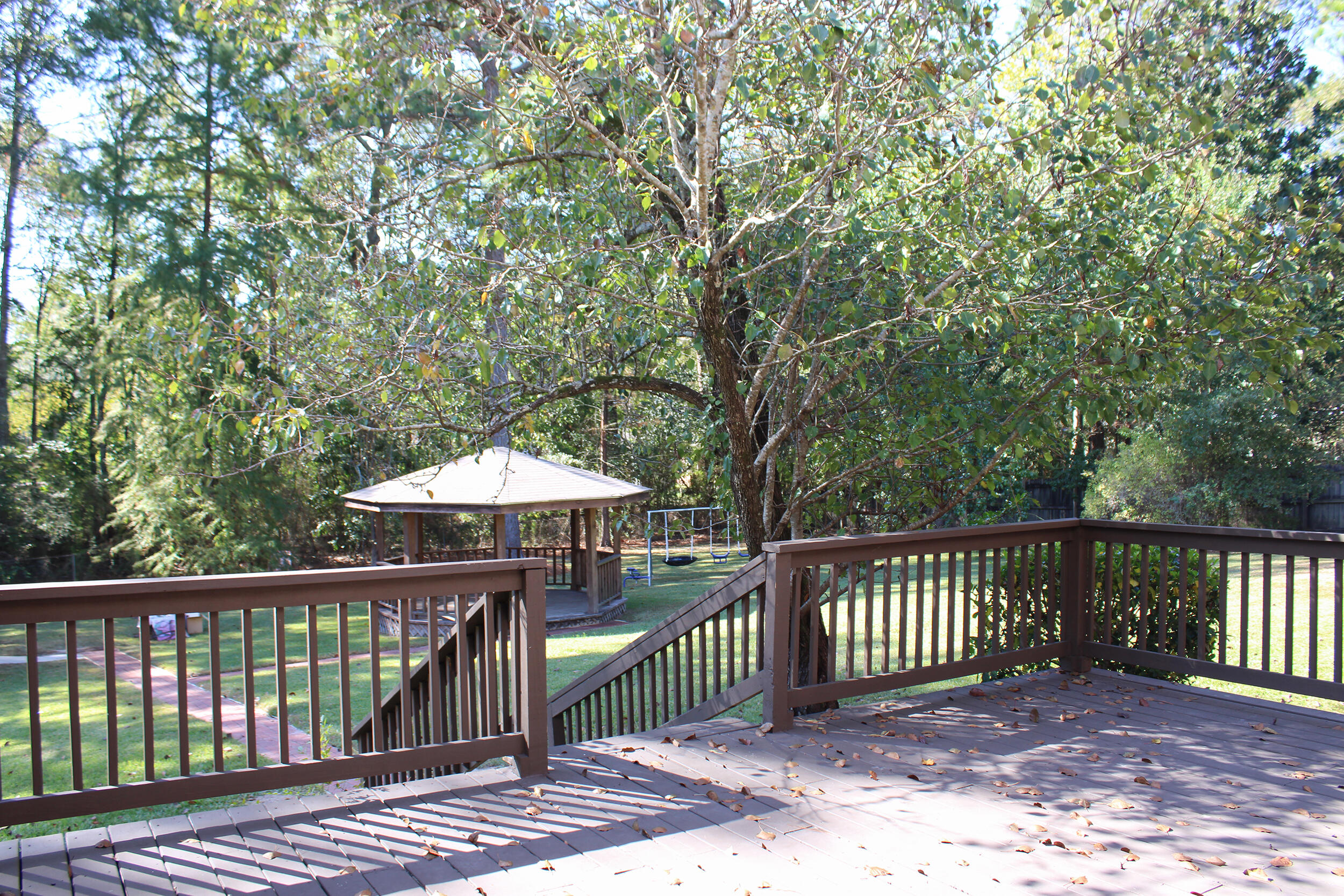 101 Beechwood Dr Hattiesburg, MS 39402