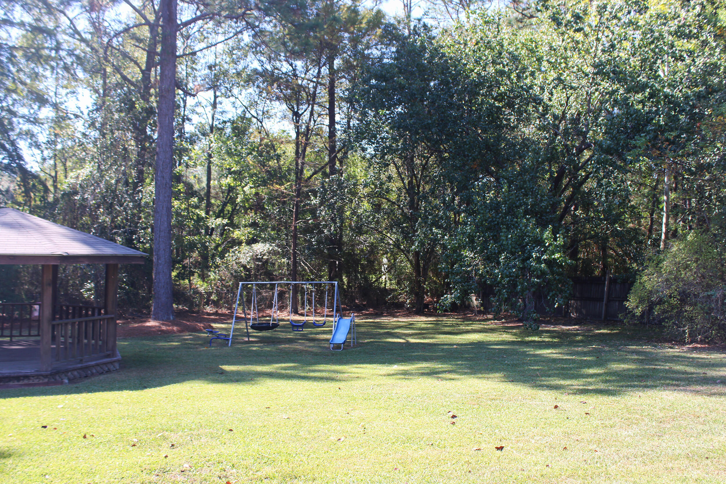 101 Beechwood Dr Hattiesburg, MS 39402