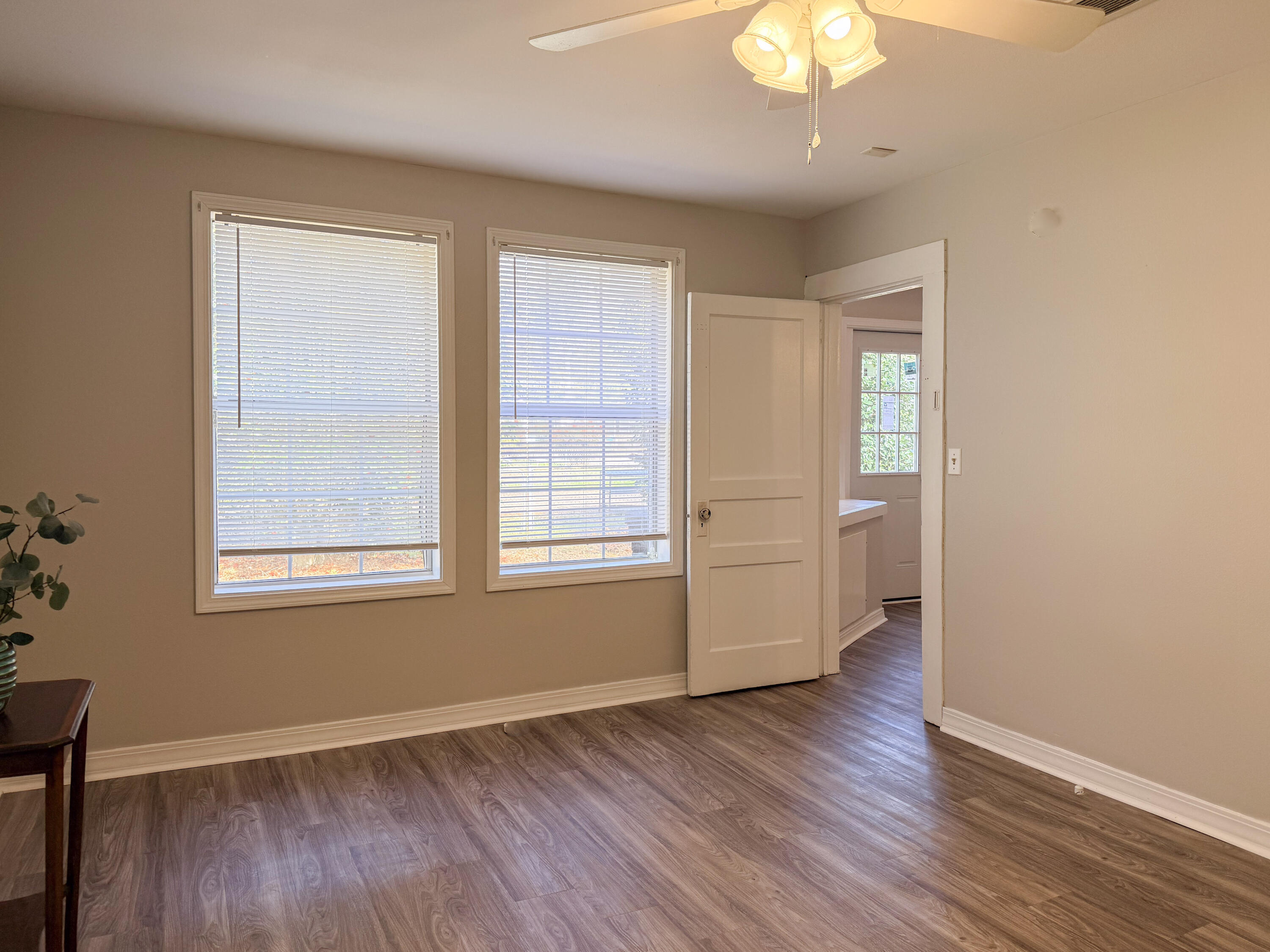 119 E 1st Ave Petal, MS 39465