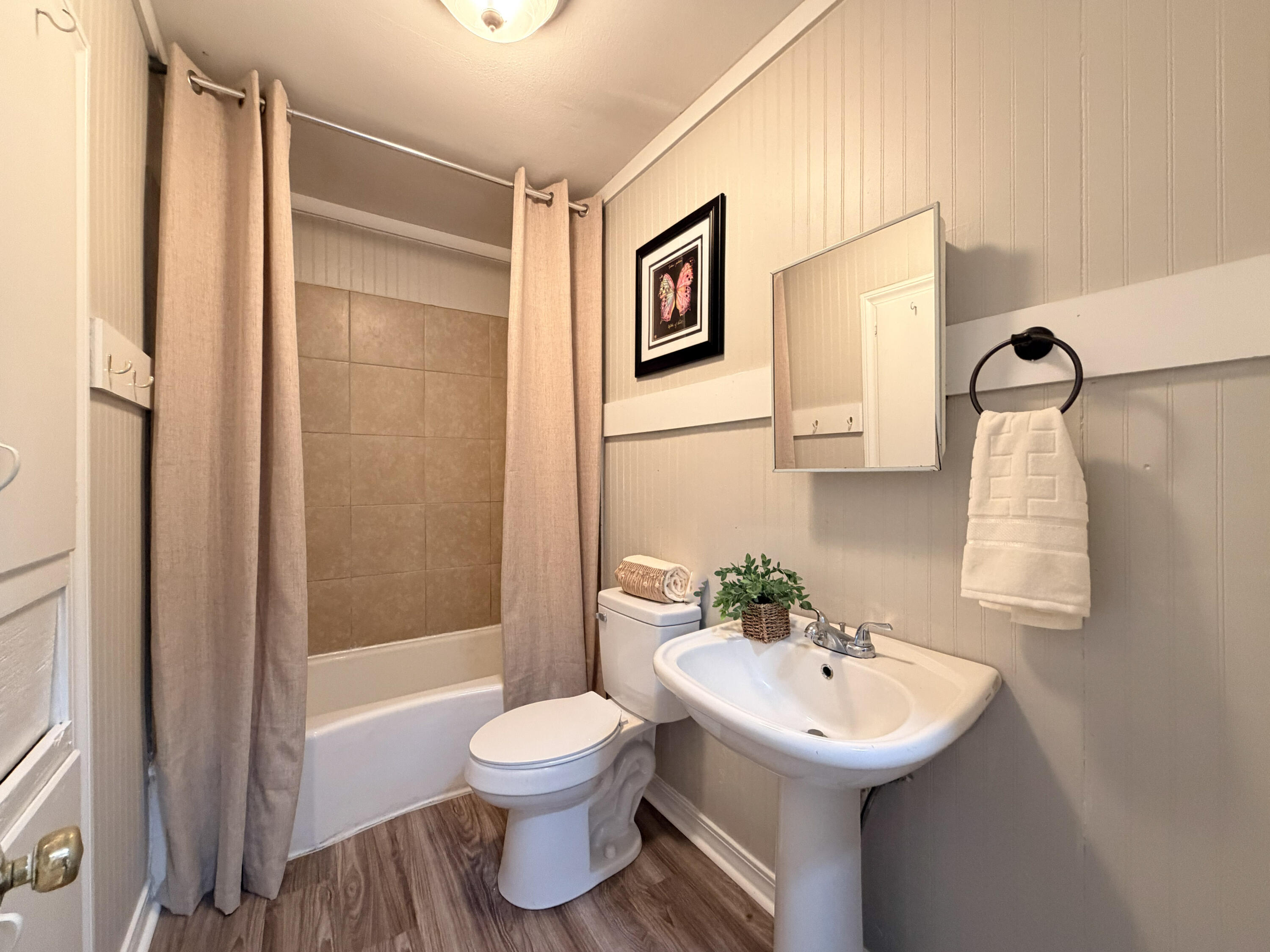 119 E 1st Ave Petal, MS 39465