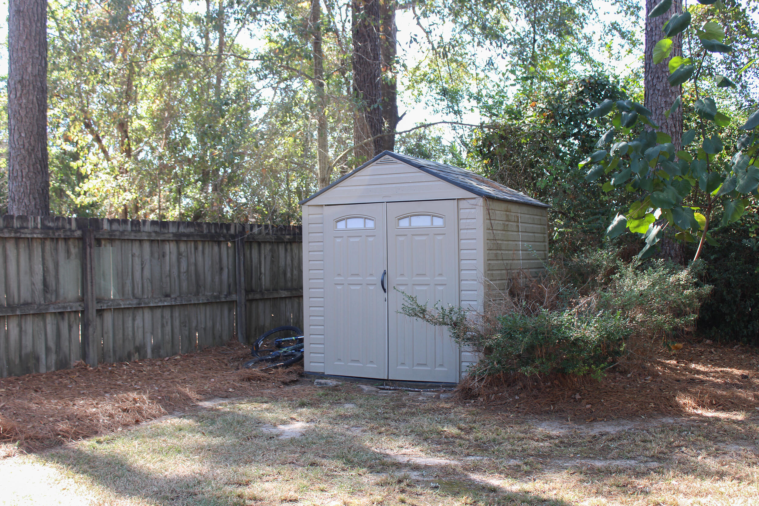 153 Red Roan Rd Hattiesburg, MS 39402