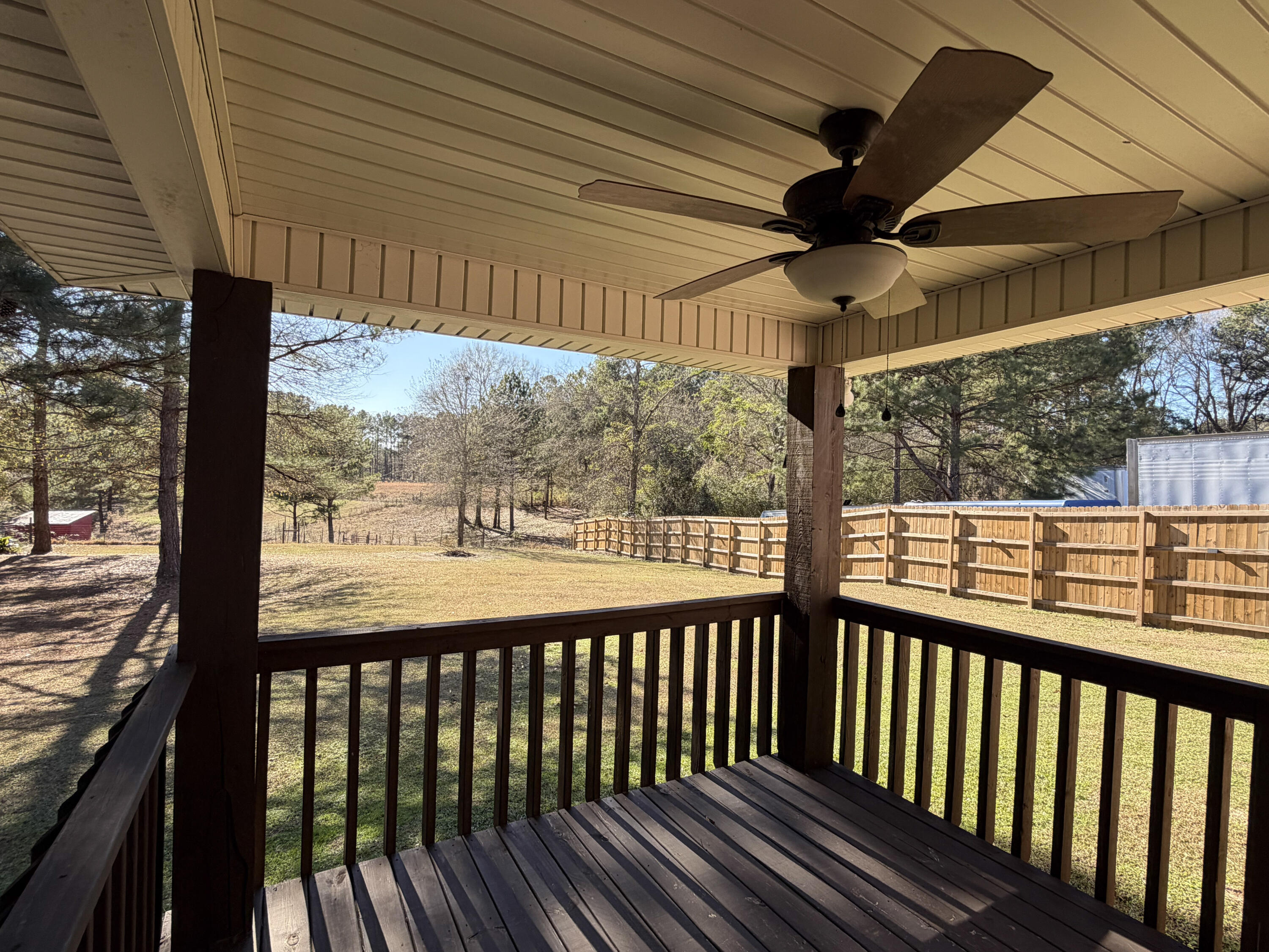 307 Tucker Rd Hattiesburg, MS 39401