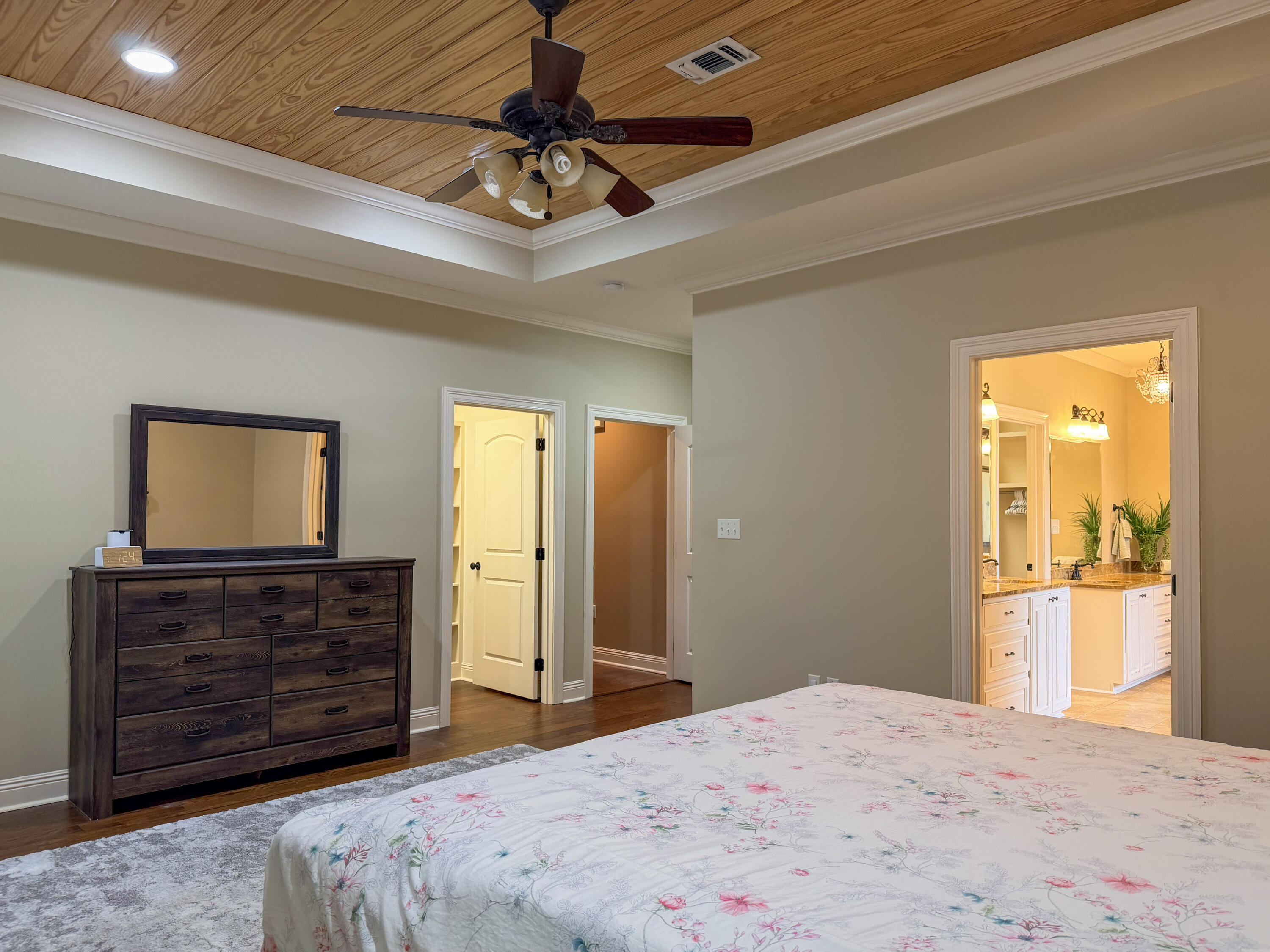 137 St Annes Dr Hattiesburg, MS 39401