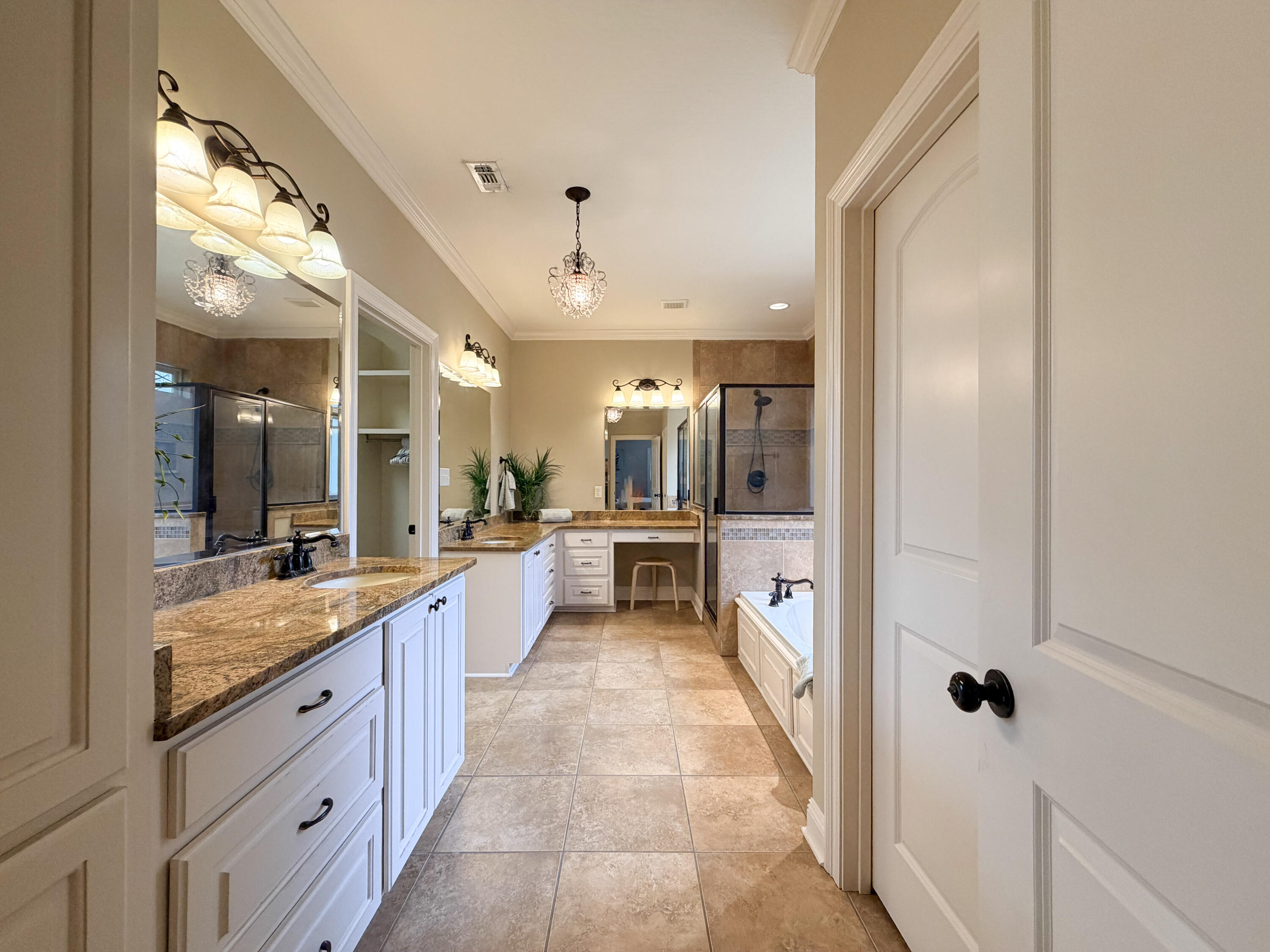 137 St Annes Dr Hattiesburg, MS 39401