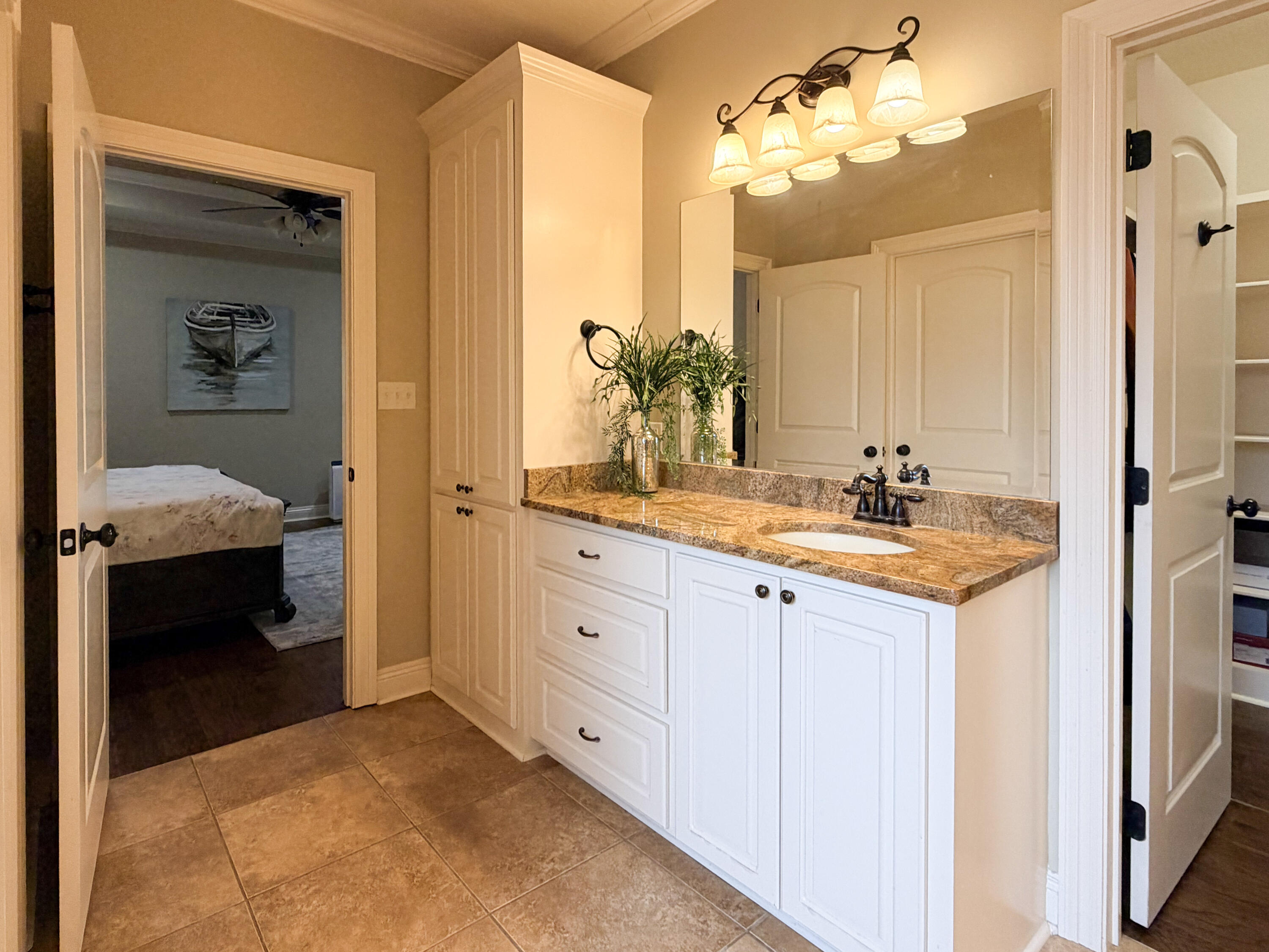 137 St Annes Dr Hattiesburg, MS 39401