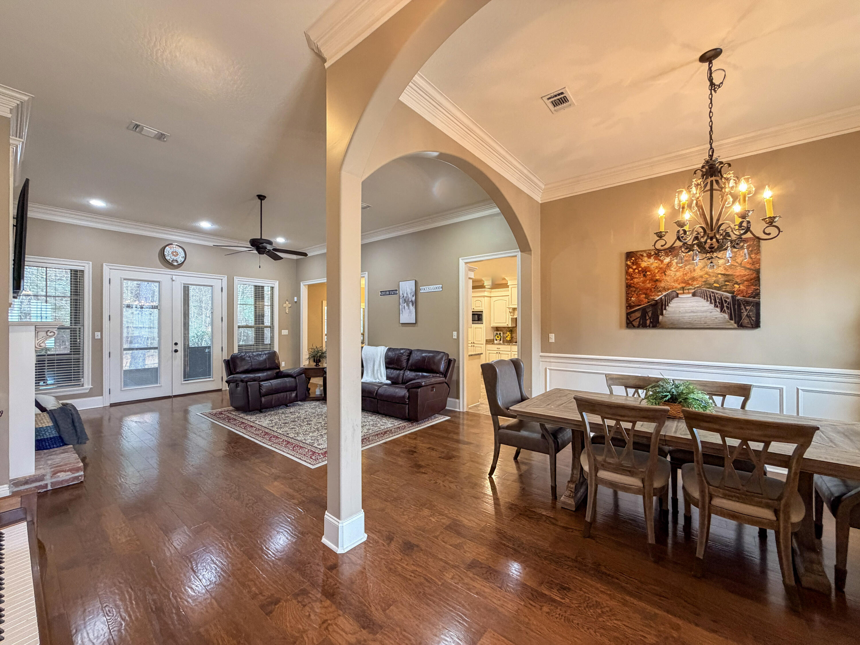 137 St Annes Dr Hattiesburg, MS 39401