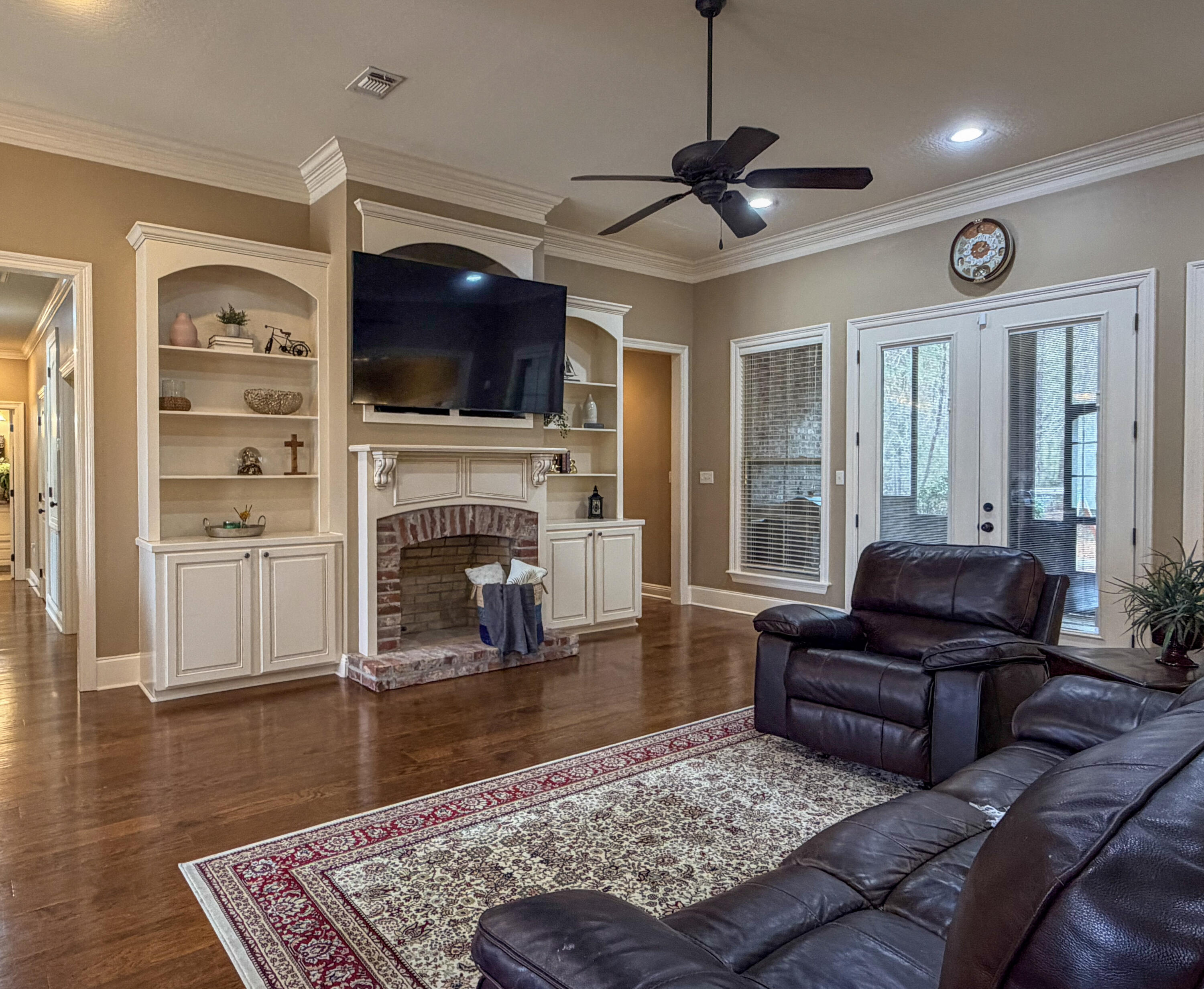 137 St Annes Dr Hattiesburg, MS 39401