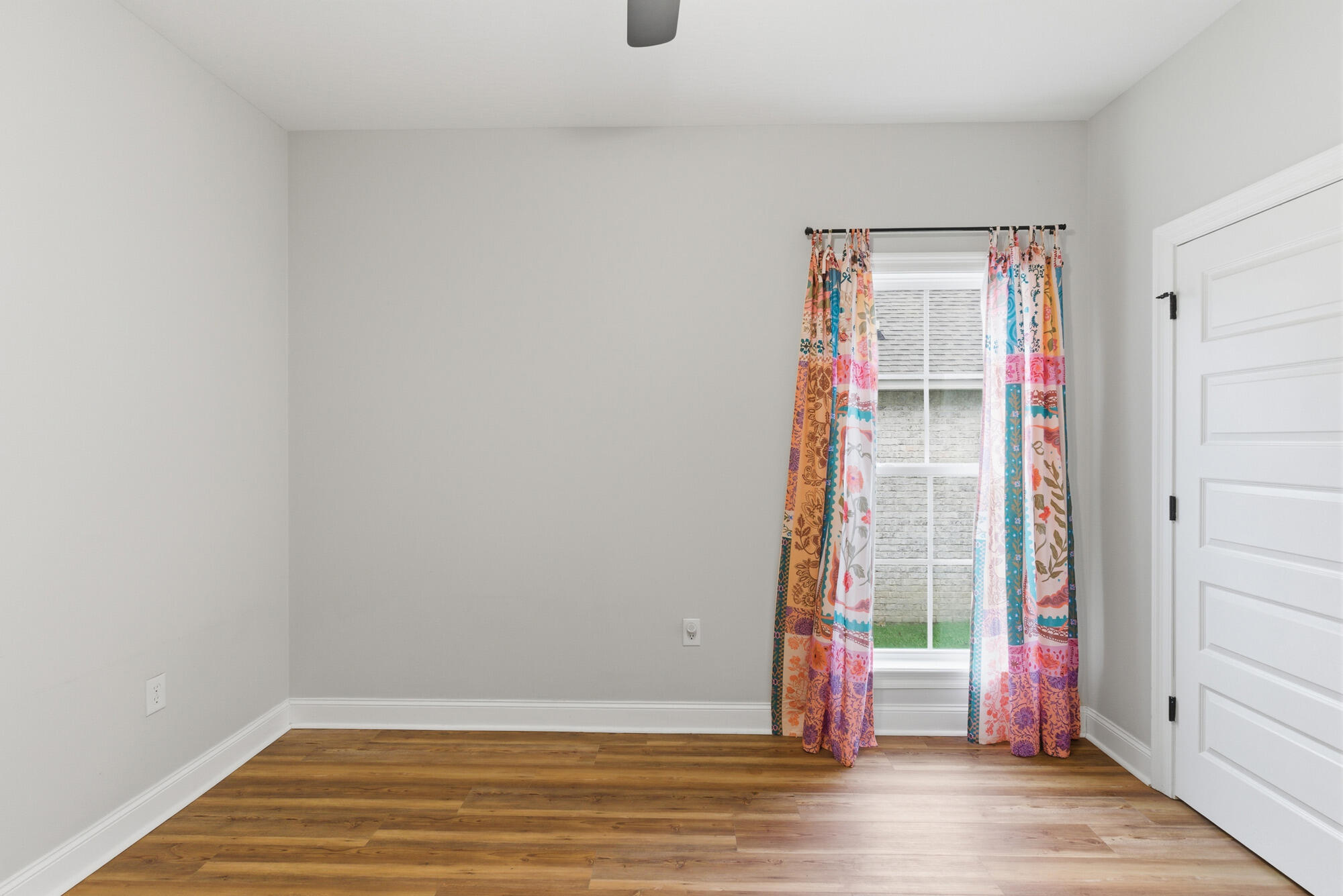 64 N Barnes Fld Dr Hattiesburg, MS 39402