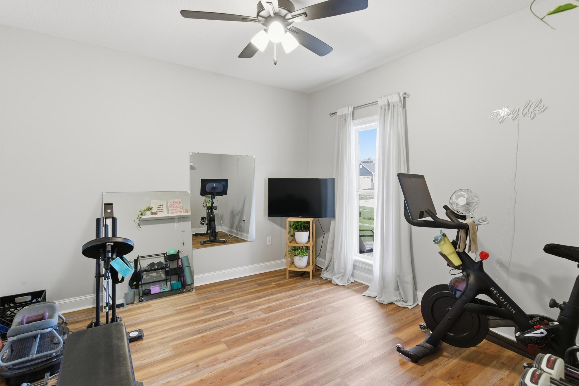 64 N Barnes Fld Dr Hattiesburg, MS 39402