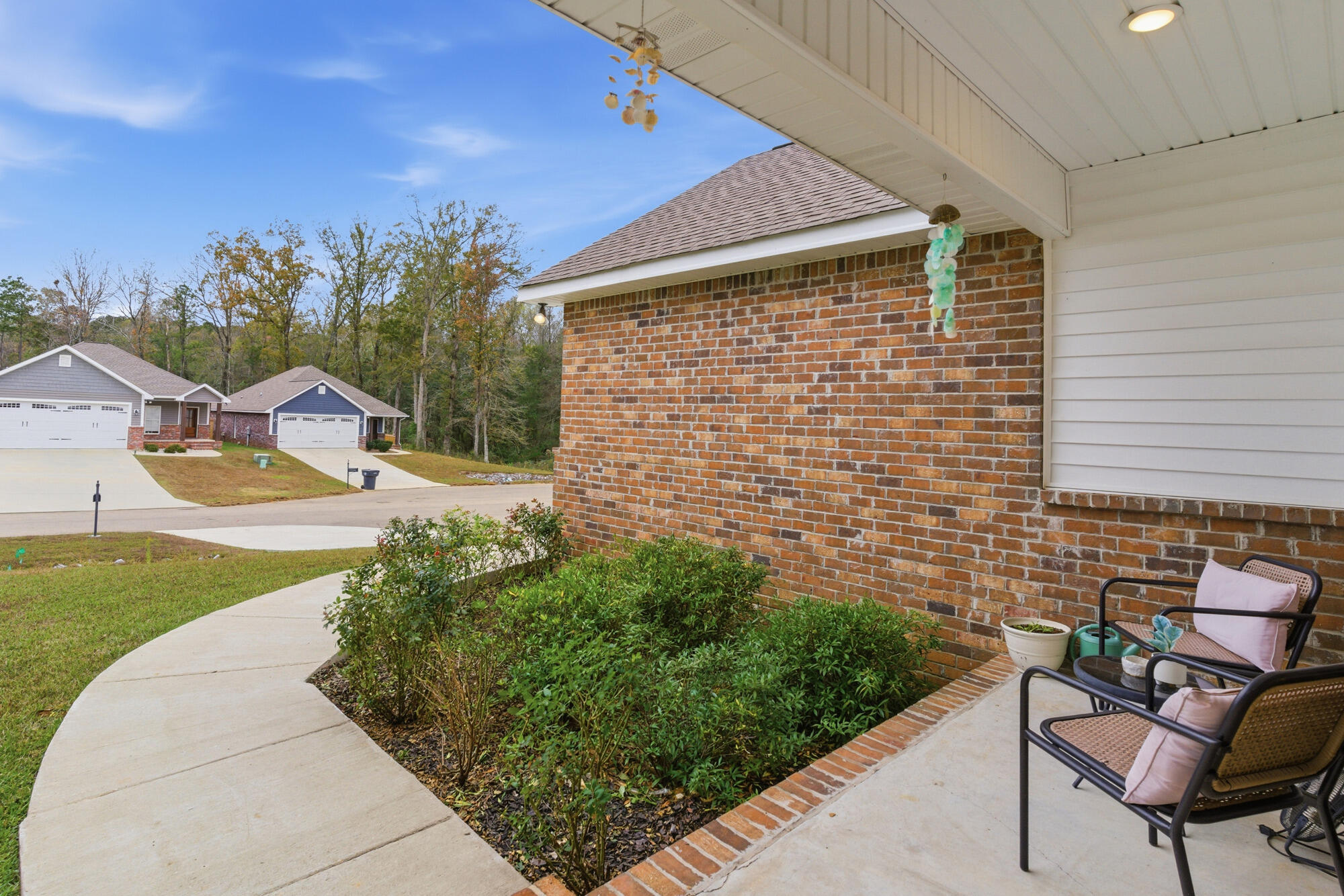 64 N Barnes Fld Dr Hattiesburg, MS 39402