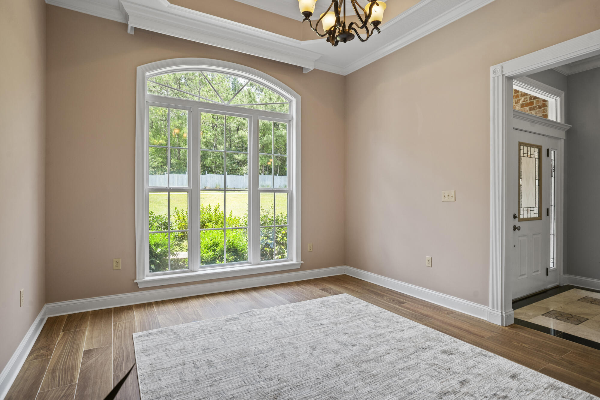 66 W Shr Dr Hattiesburg, MS 39402