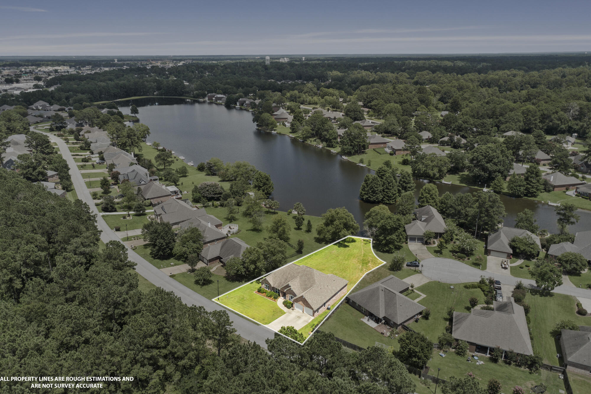 66 W Shr Dr Hattiesburg, MS 39402