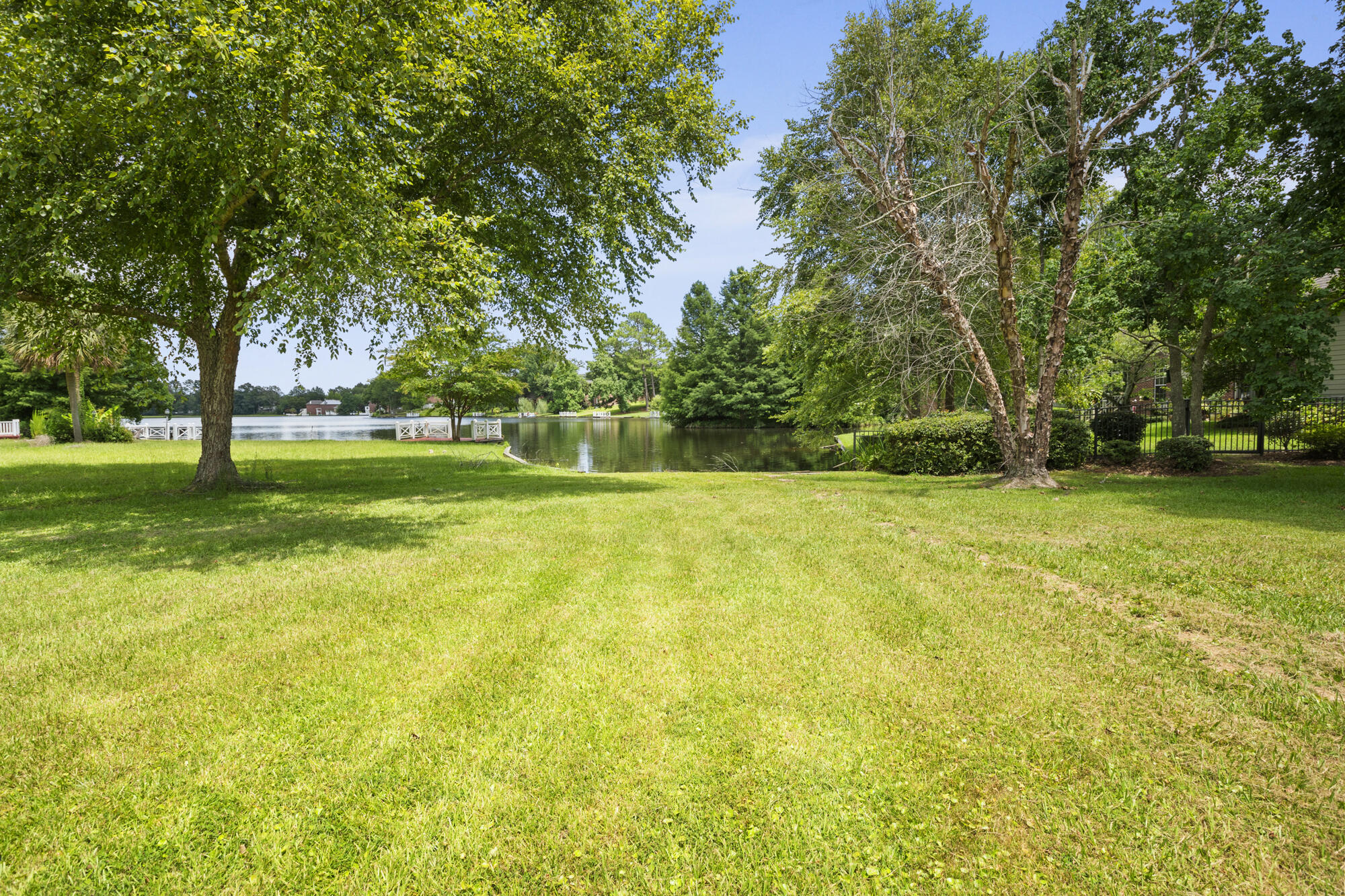 66 W Shr Dr Hattiesburg, MS 39402