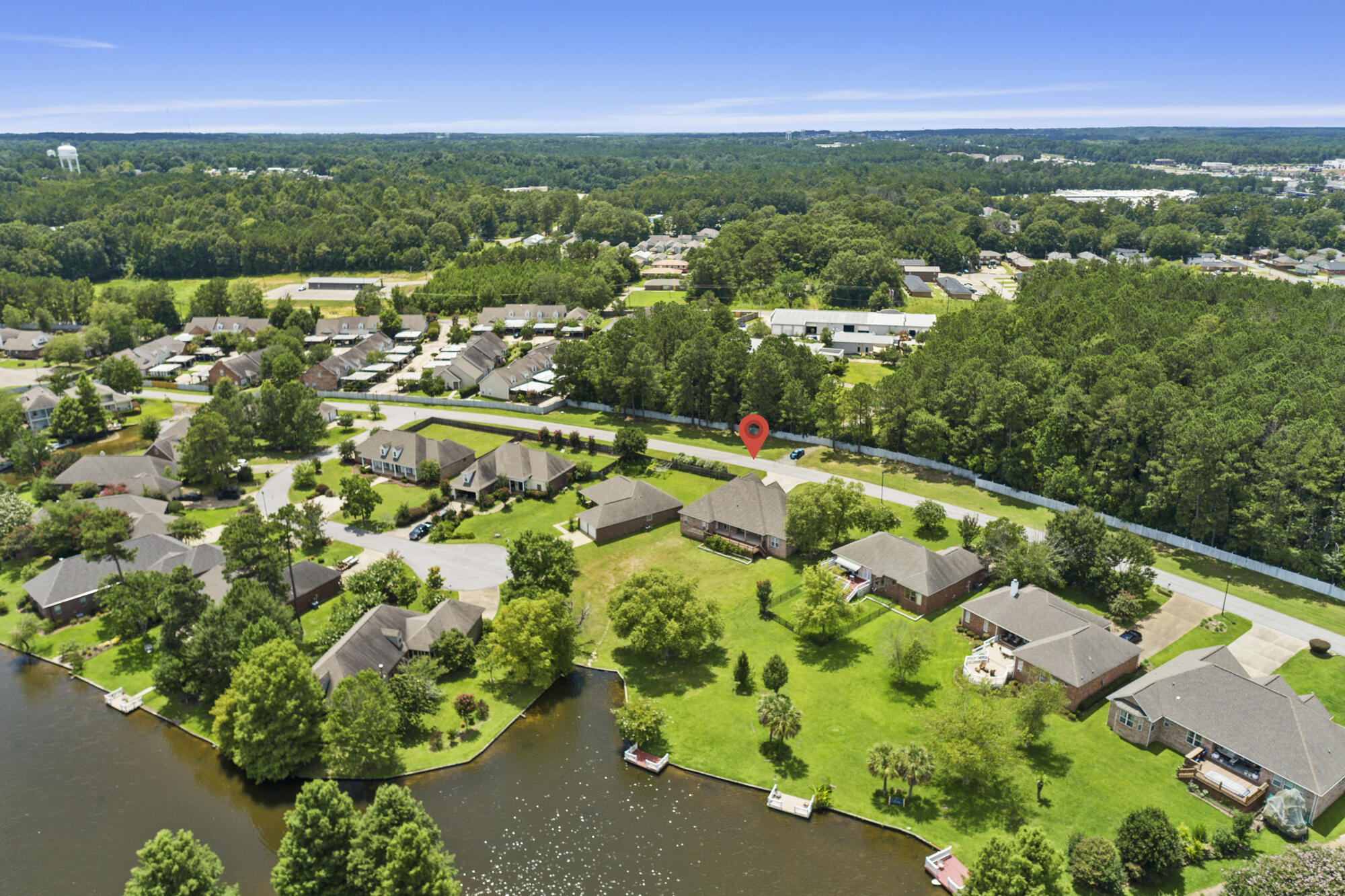 66 W Shr Dr Hattiesburg, MS 39402