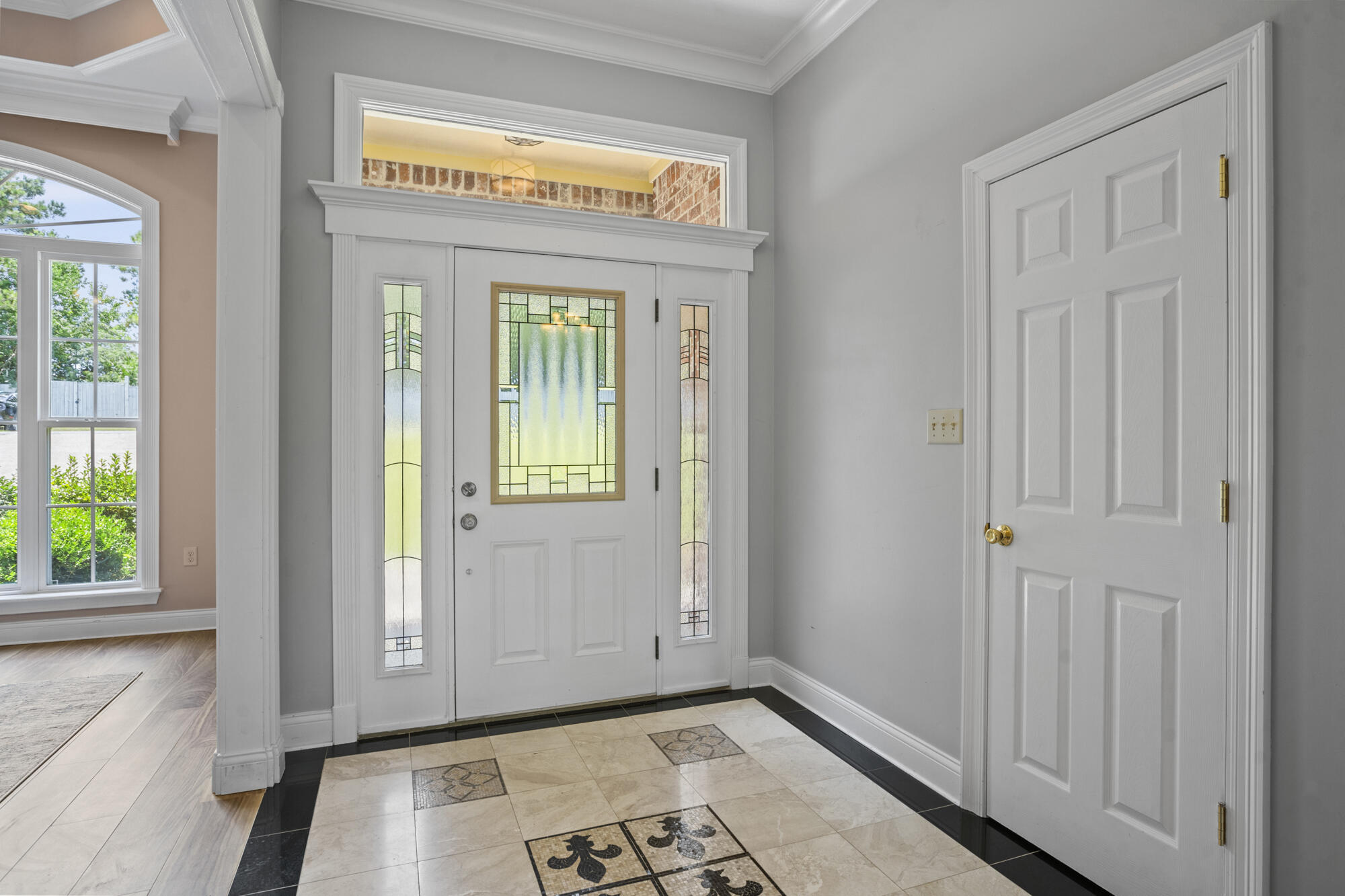 66 W Shr Dr Hattiesburg, MS 39402