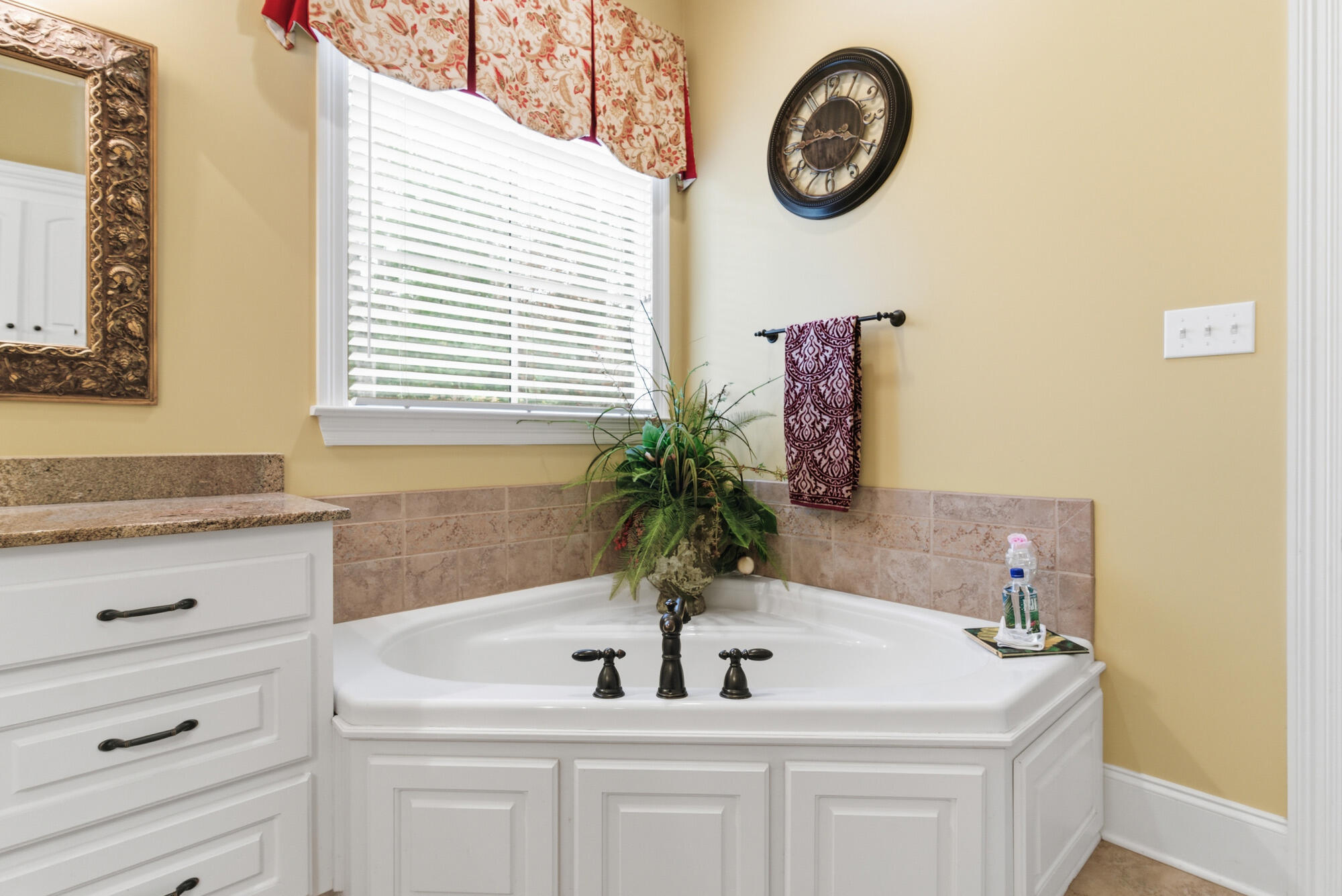 196 Tallulah Hattiesburg, MS 39402