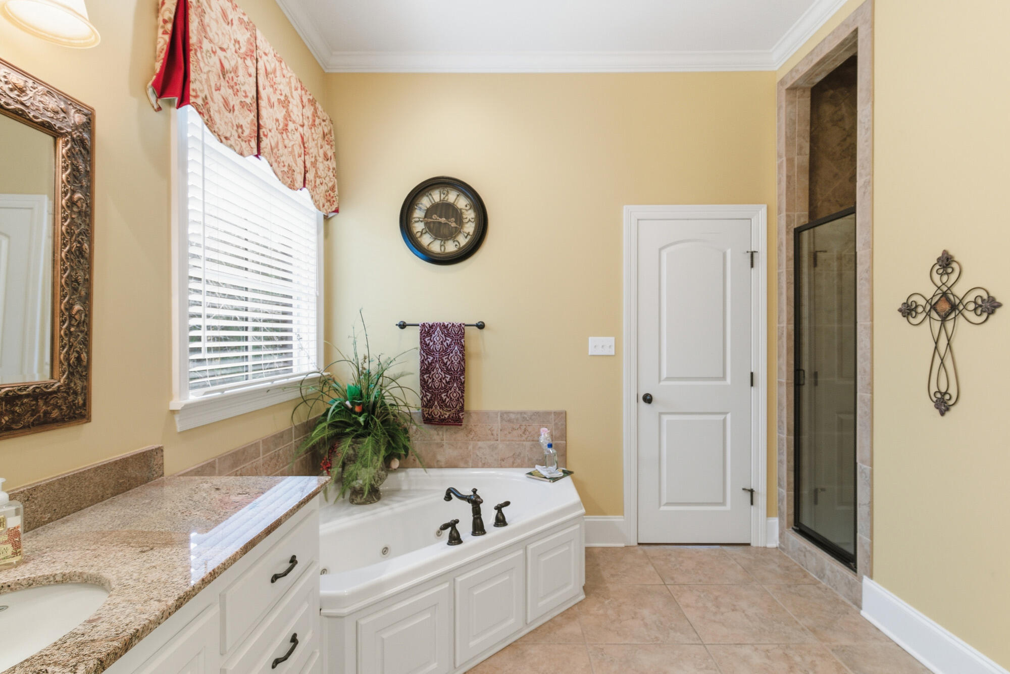 196 Tallulah Hattiesburg, MS 39402