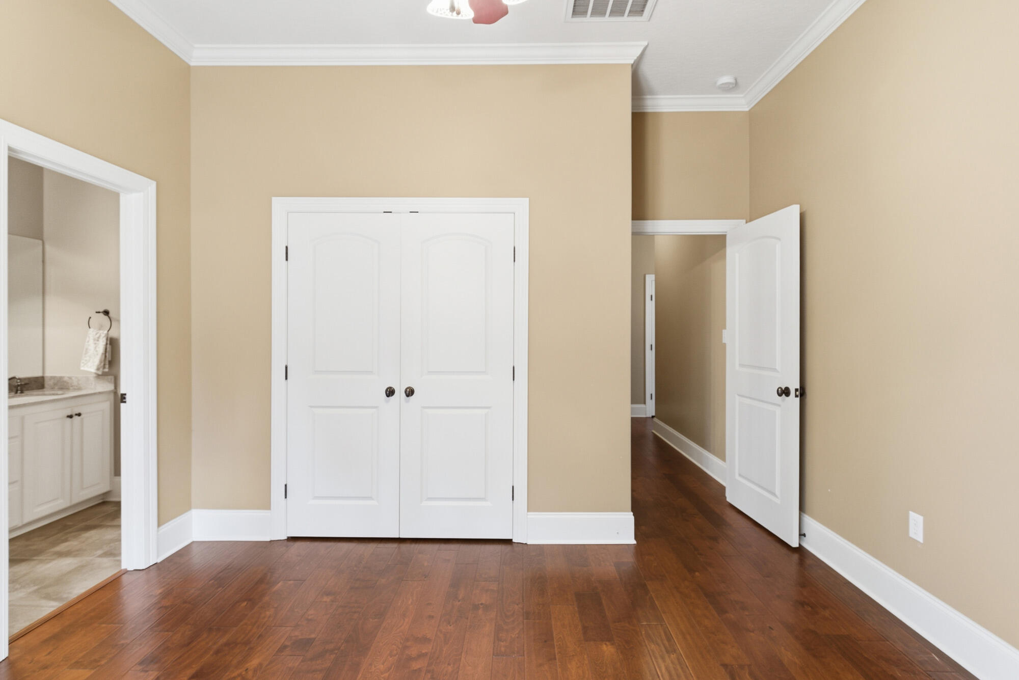 196 Tallulah Hattiesburg, MS 39402