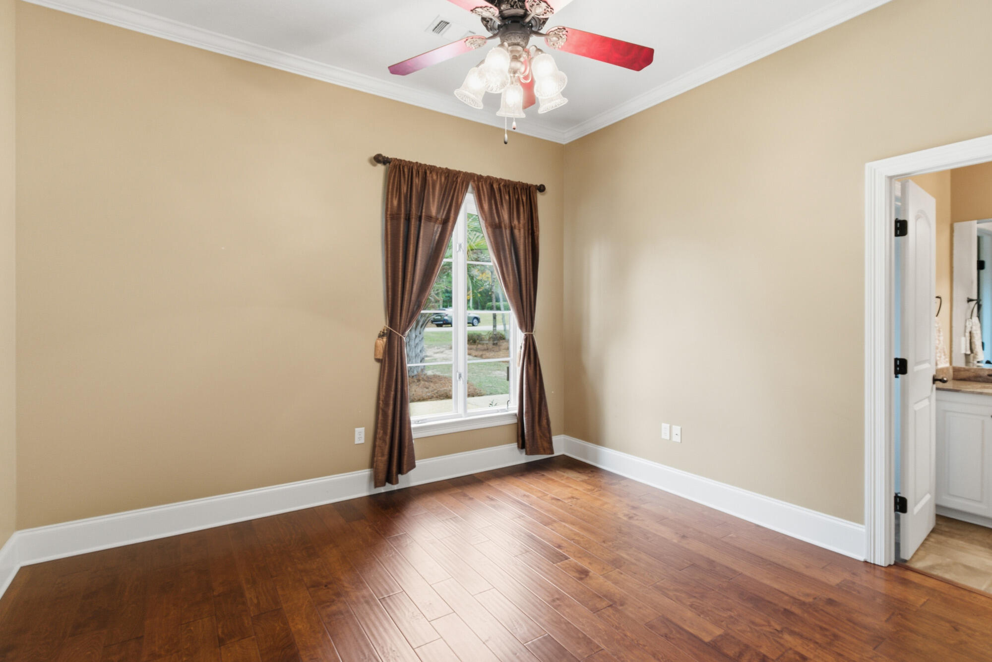 196 Tallulah Hattiesburg, MS 39402