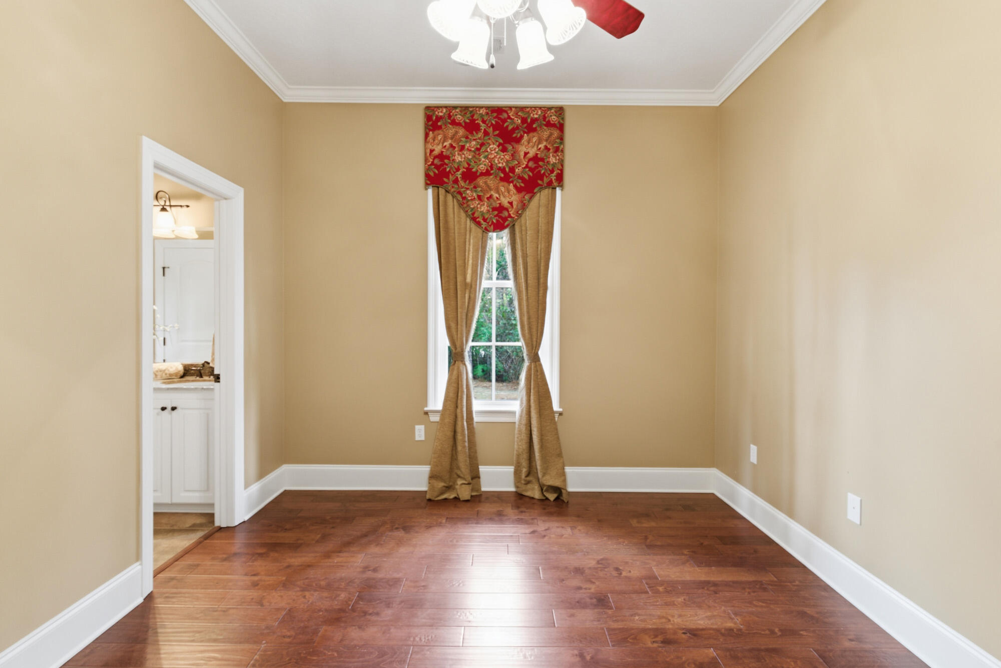 196 Tallulah Hattiesburg, MS 39402