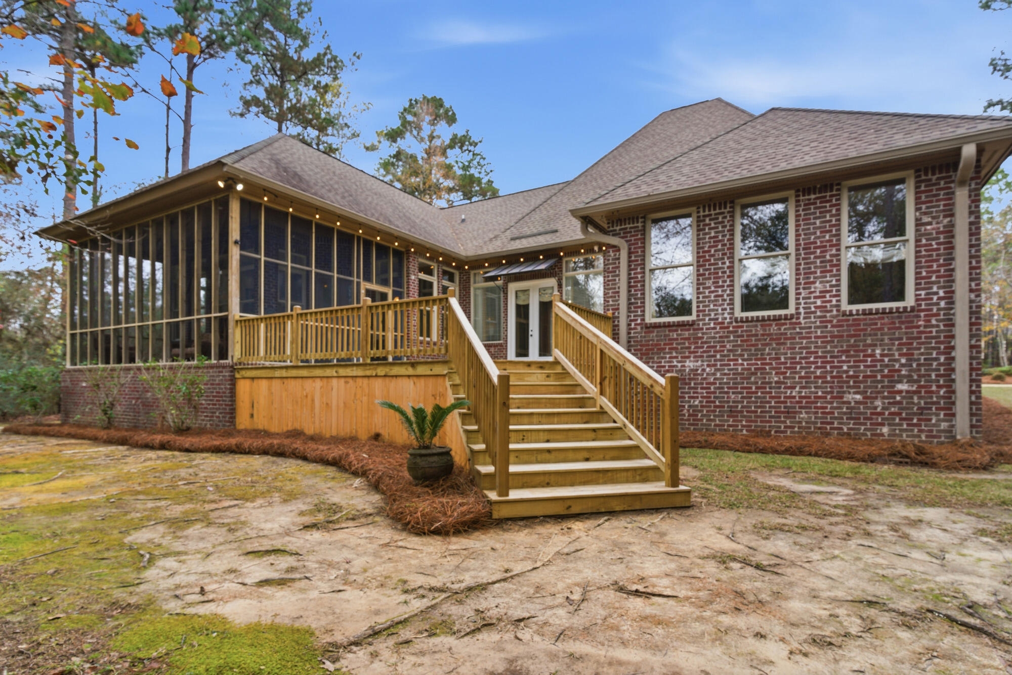 196 Tallulah Hattiesburg, MS 39402