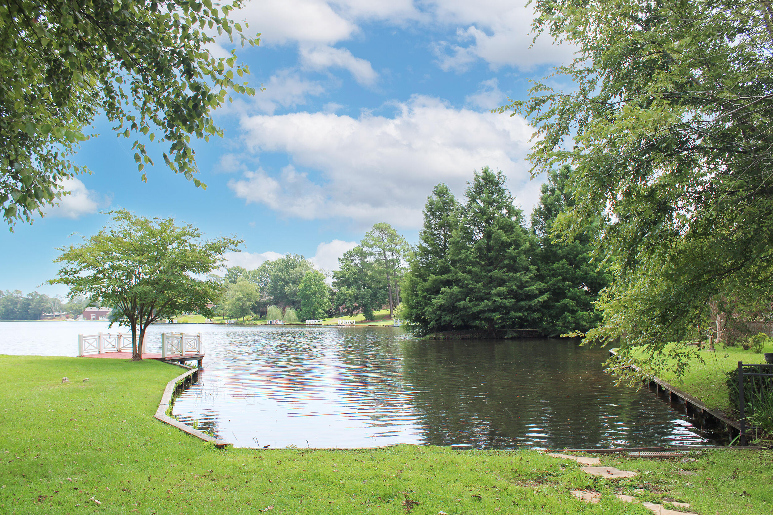 33 Rue Lafitte Hattiesburg, MS 39402