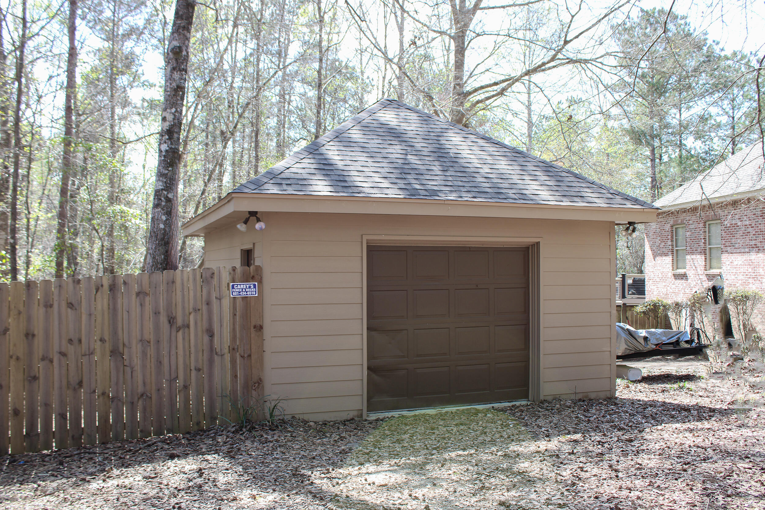 15 Red Maple Trl Petal, MS 39465