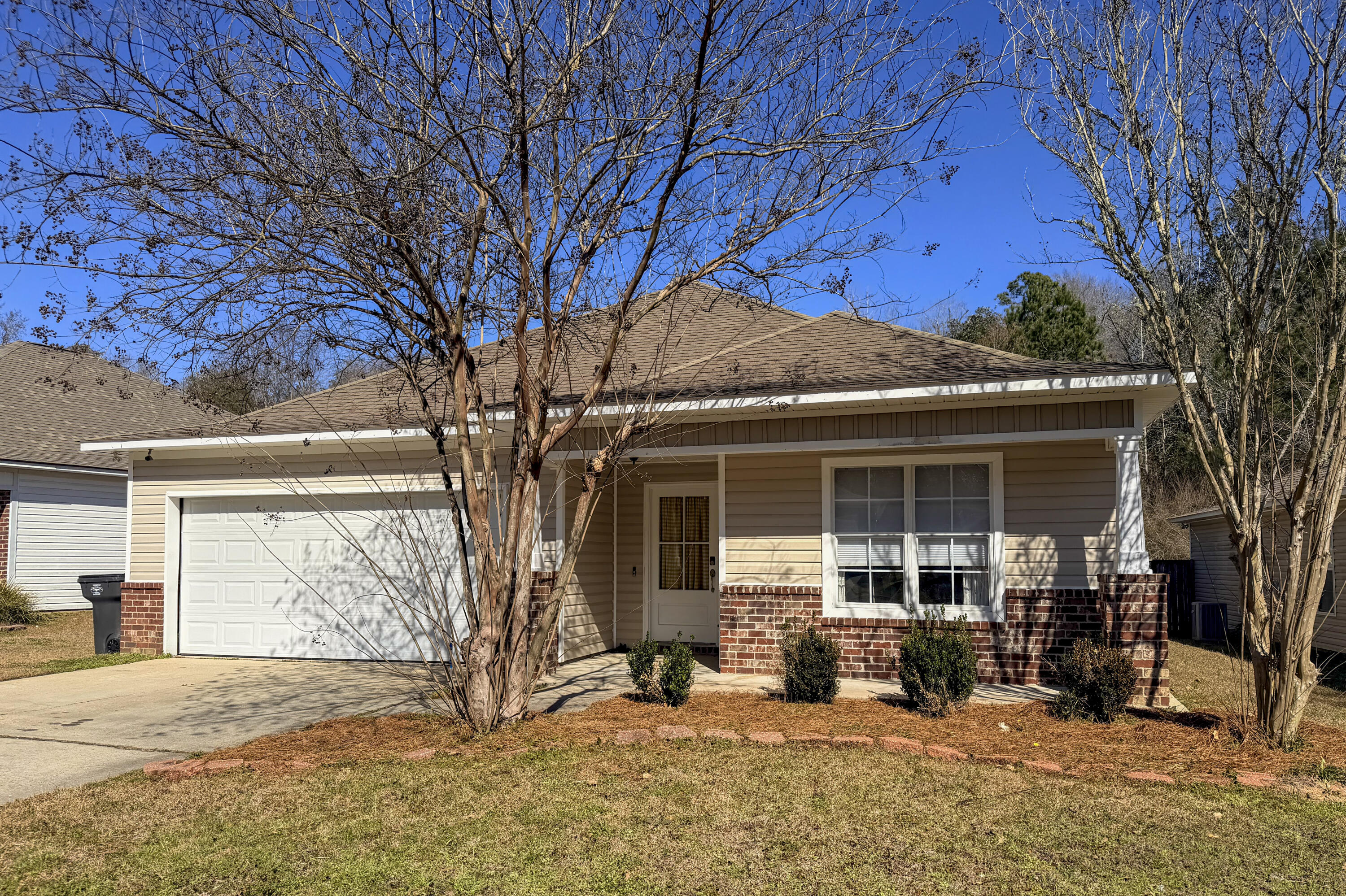 43 Clear Spgs Hattiesburg, MS 39402