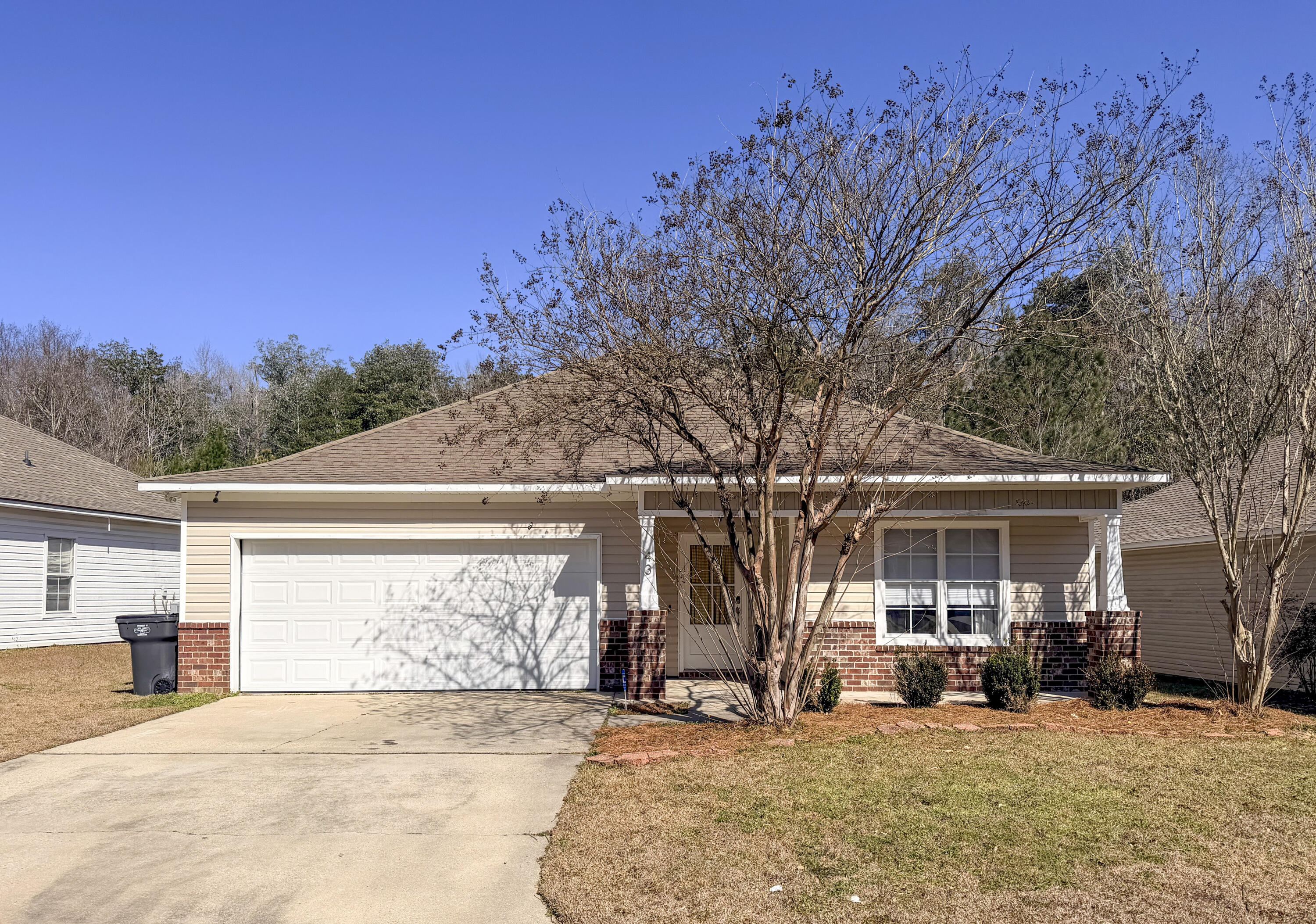 43 Clear Spgs Hattiesburg, MS 39402