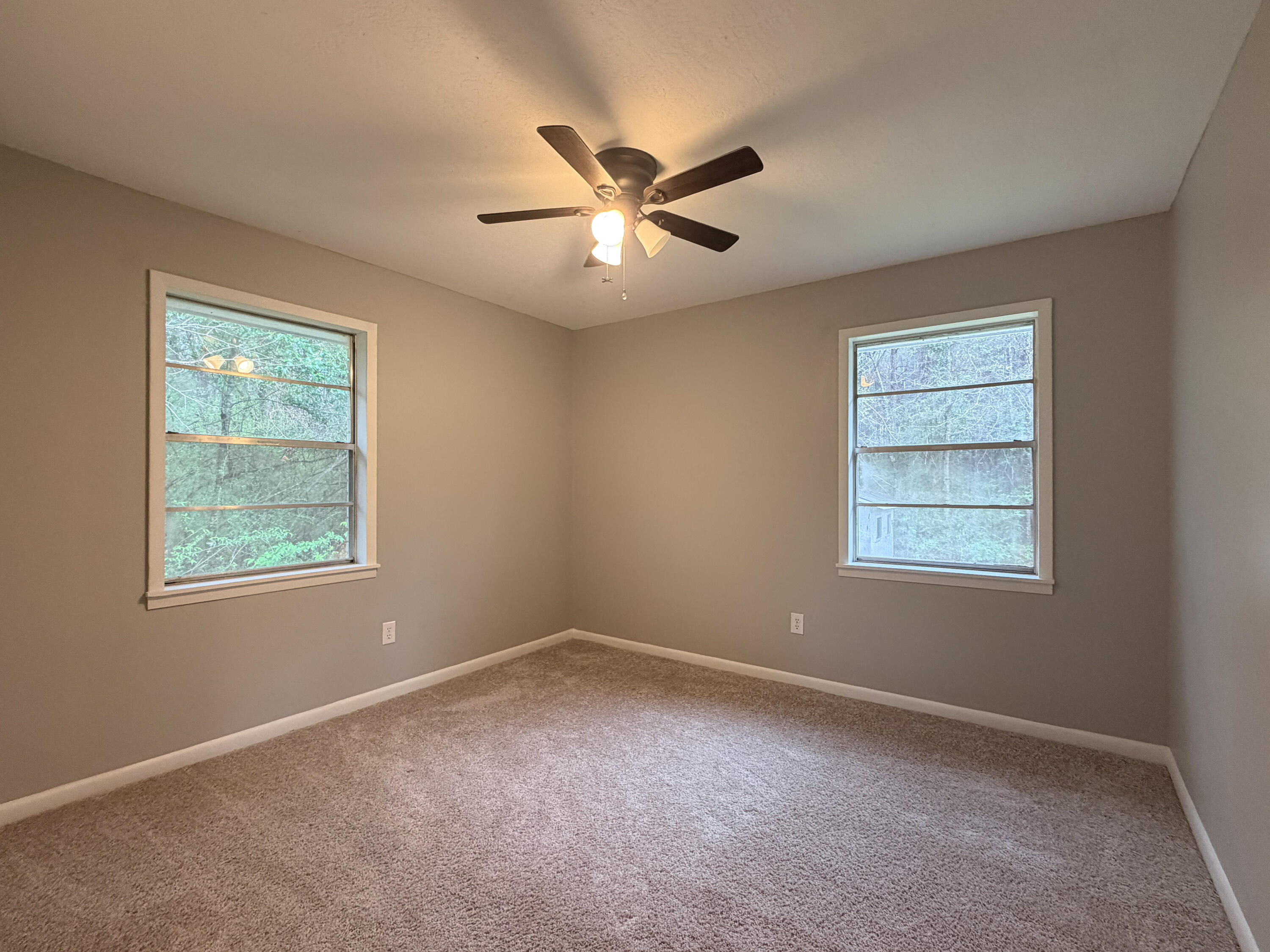 160 Highland Cir Petal, MS 39465